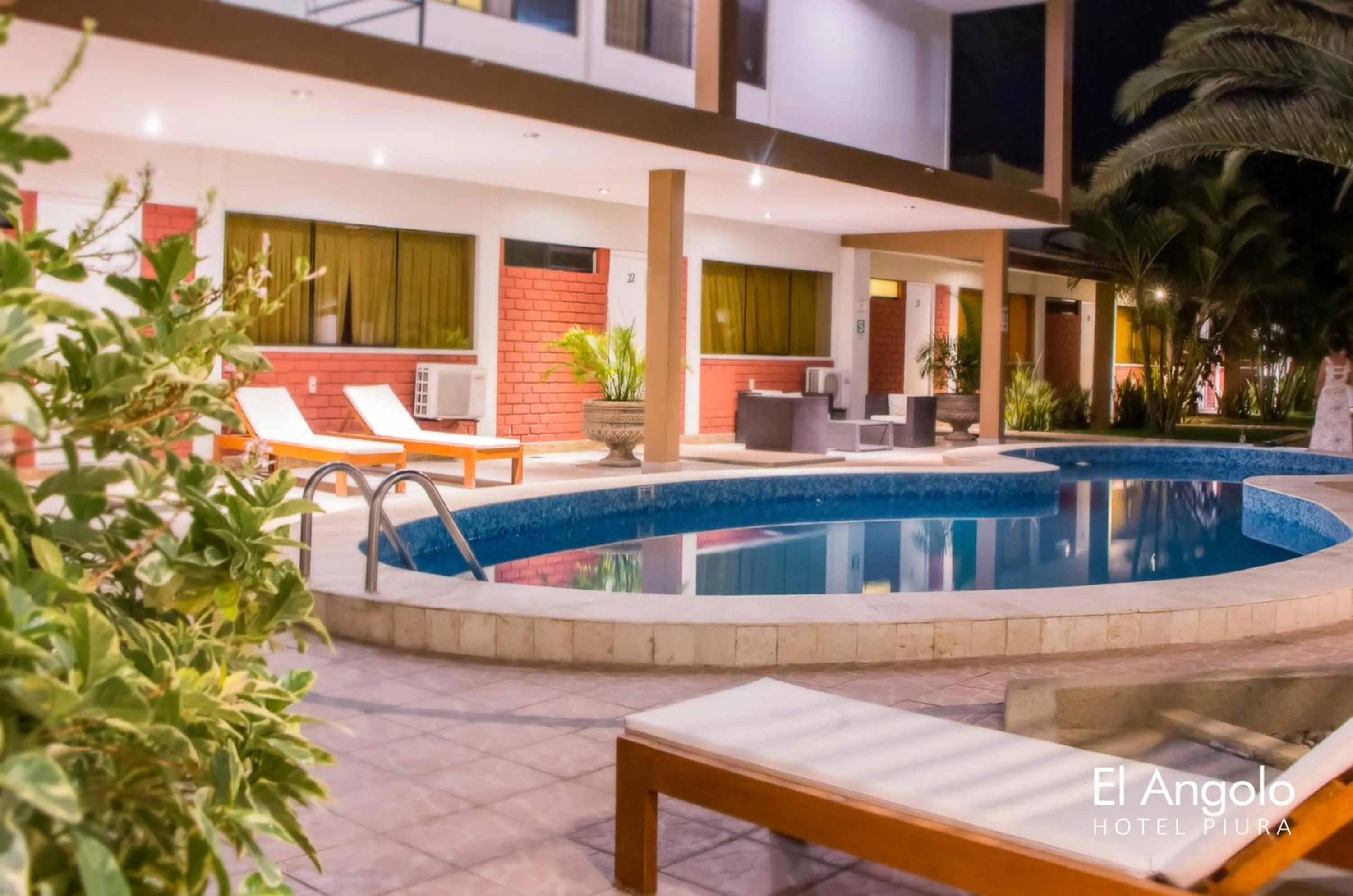 Swimming pool in El Angolo Piura