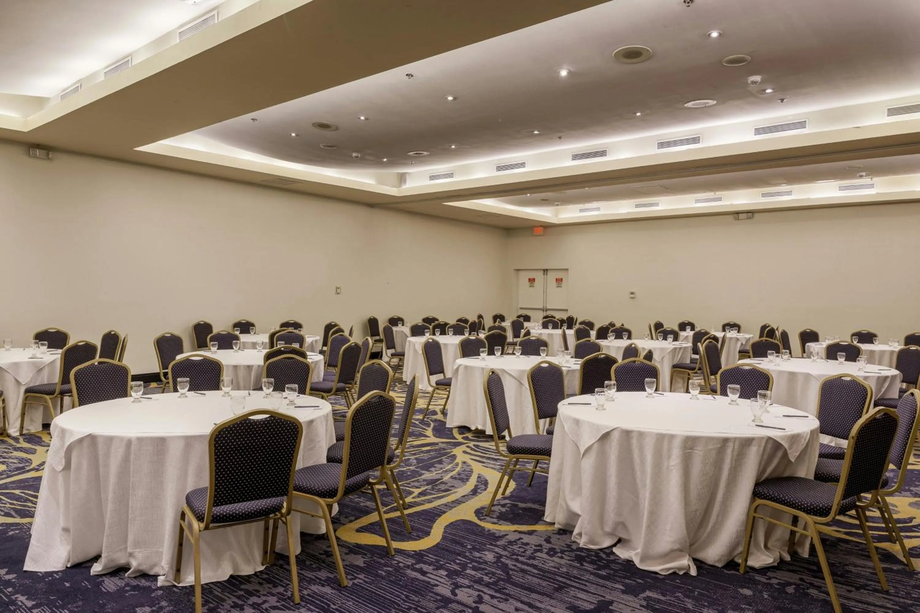 Meeting/conference room in Courtyard by Marriott Panama Multiplaza Mall