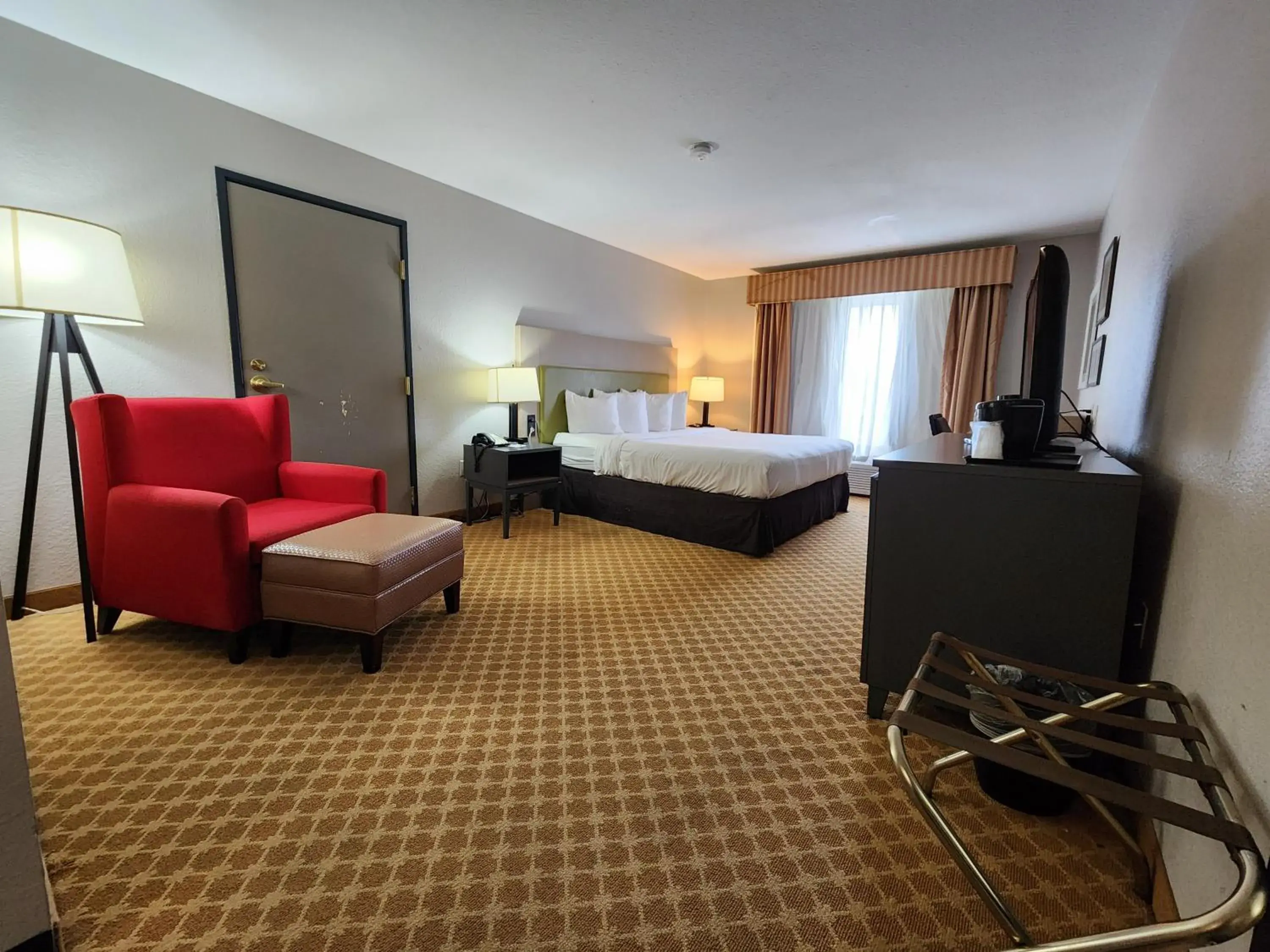 King Room - Disability Access/Non-Smoking in Country Inn & Suites by Radisson, Topeka West, KS King Room - Disability Access/Non-Smoking in Country Inn & Suites by Radisson, Topeka West, KS