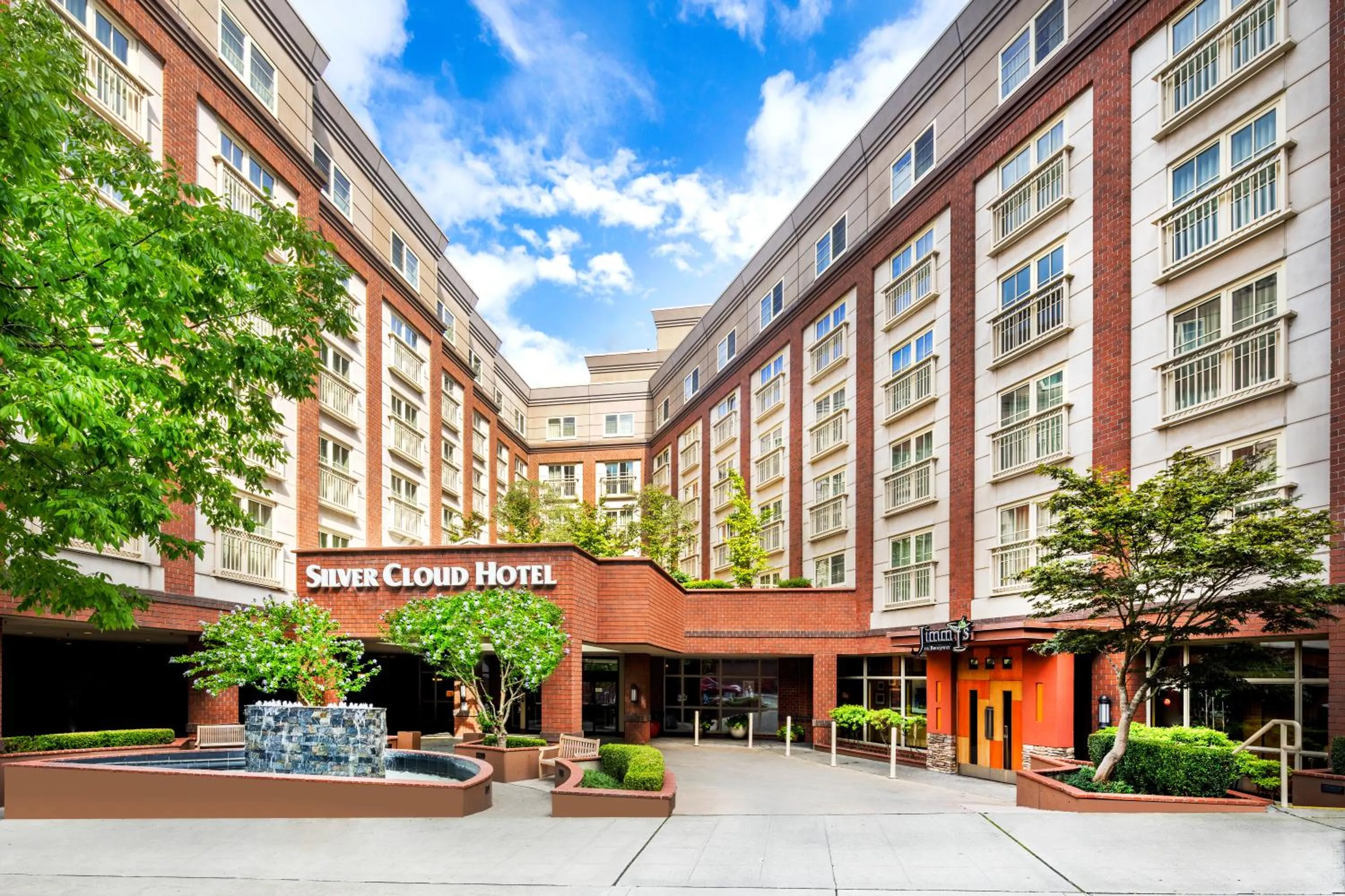 Property building in Silver Cloud Hotel - Seattle Broadway