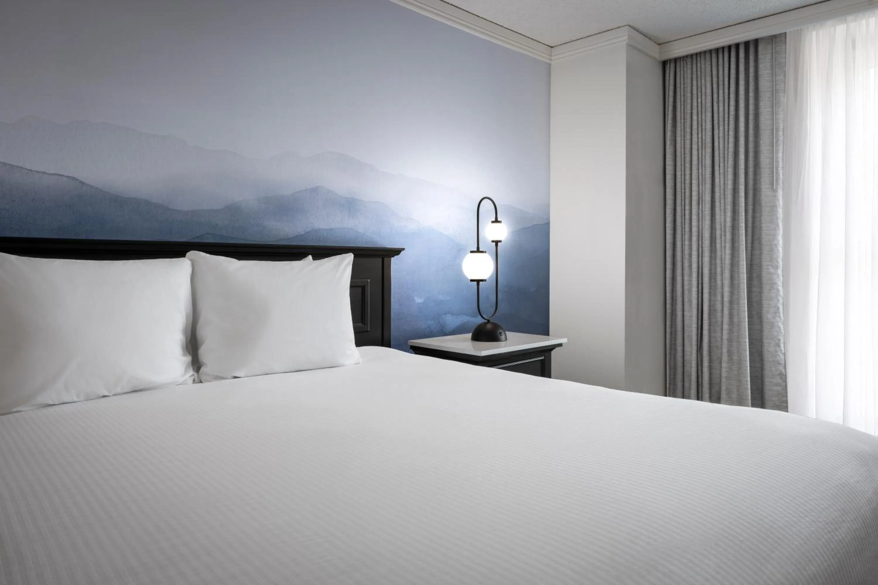 Bed in Harrah's Council Bluffs, A Caesars Destination