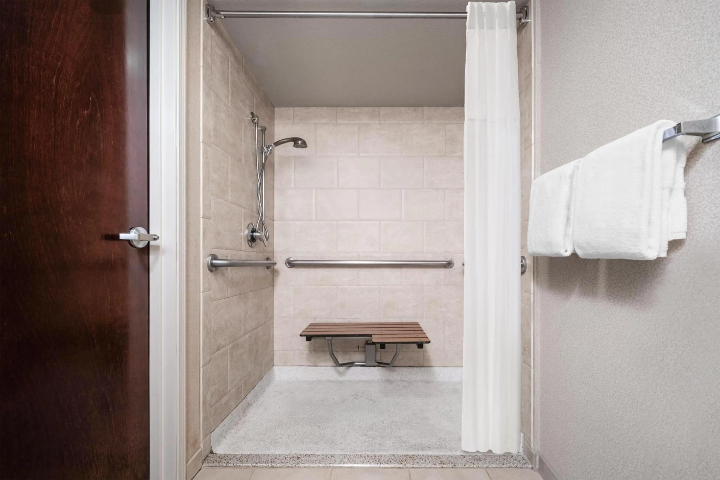 Bathroom in Eastgate Hotel - BW Signature Collection