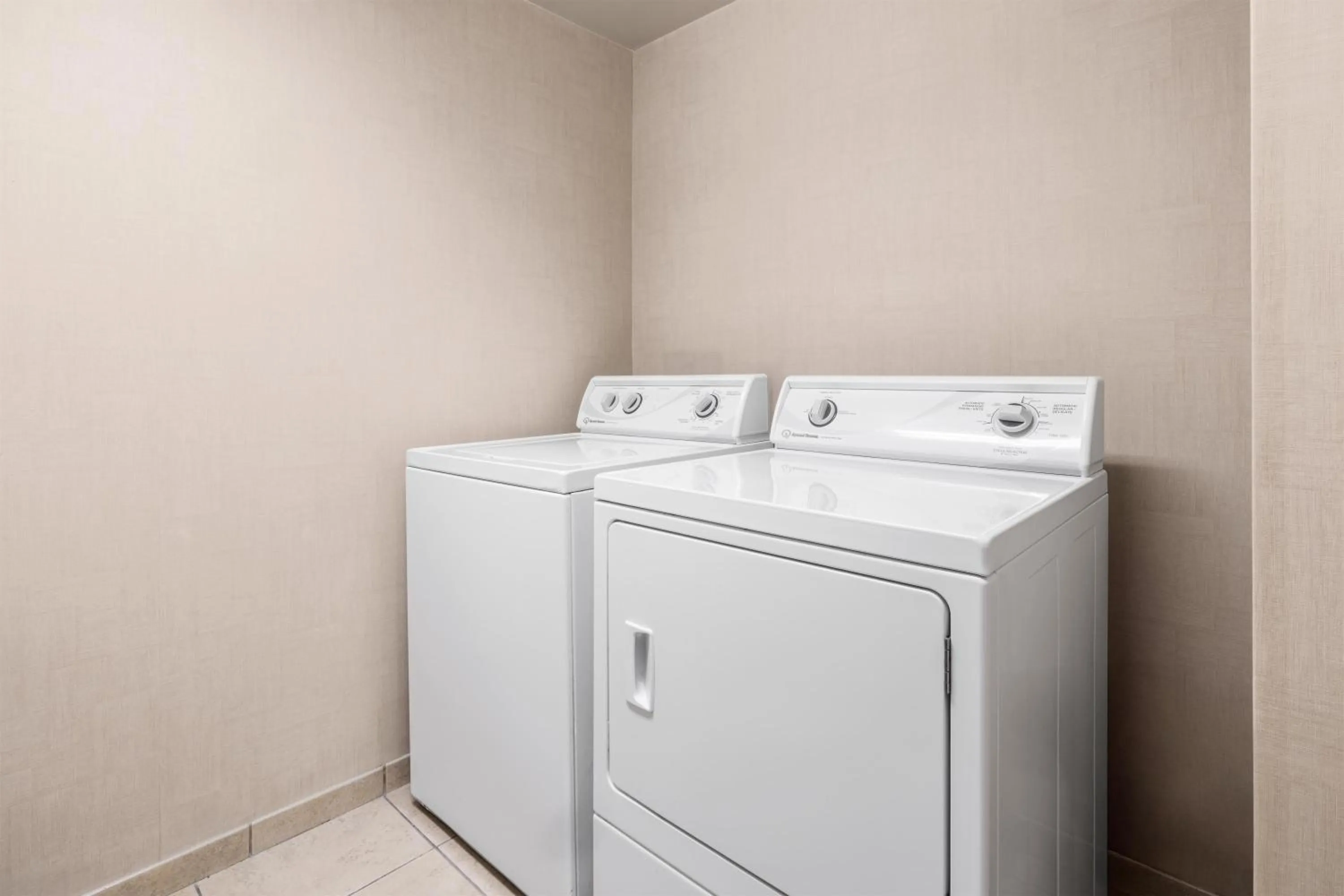 Property building in Eastgate Hotel - BW Signature Collection