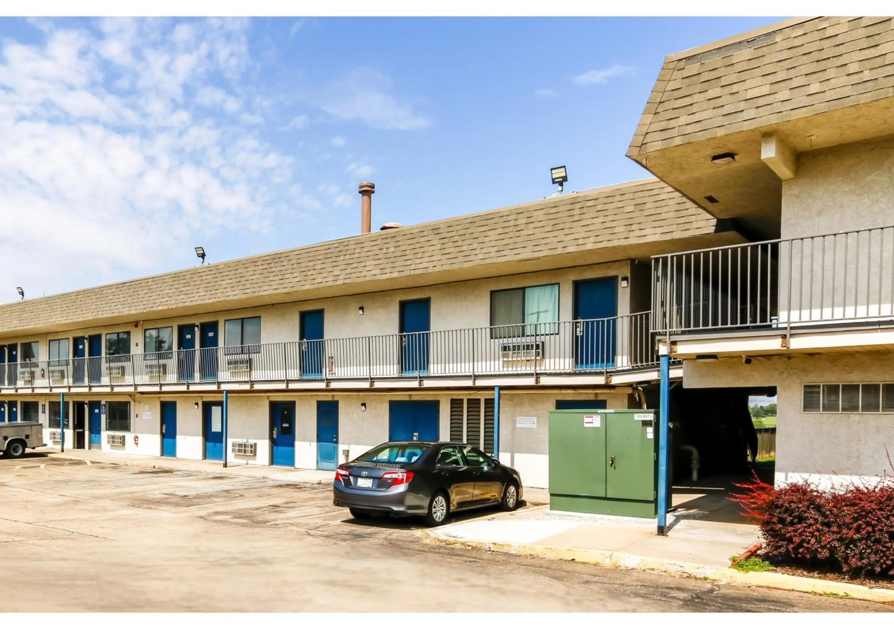 Parking in Home 6 by Townhouse Topeka KS I 70