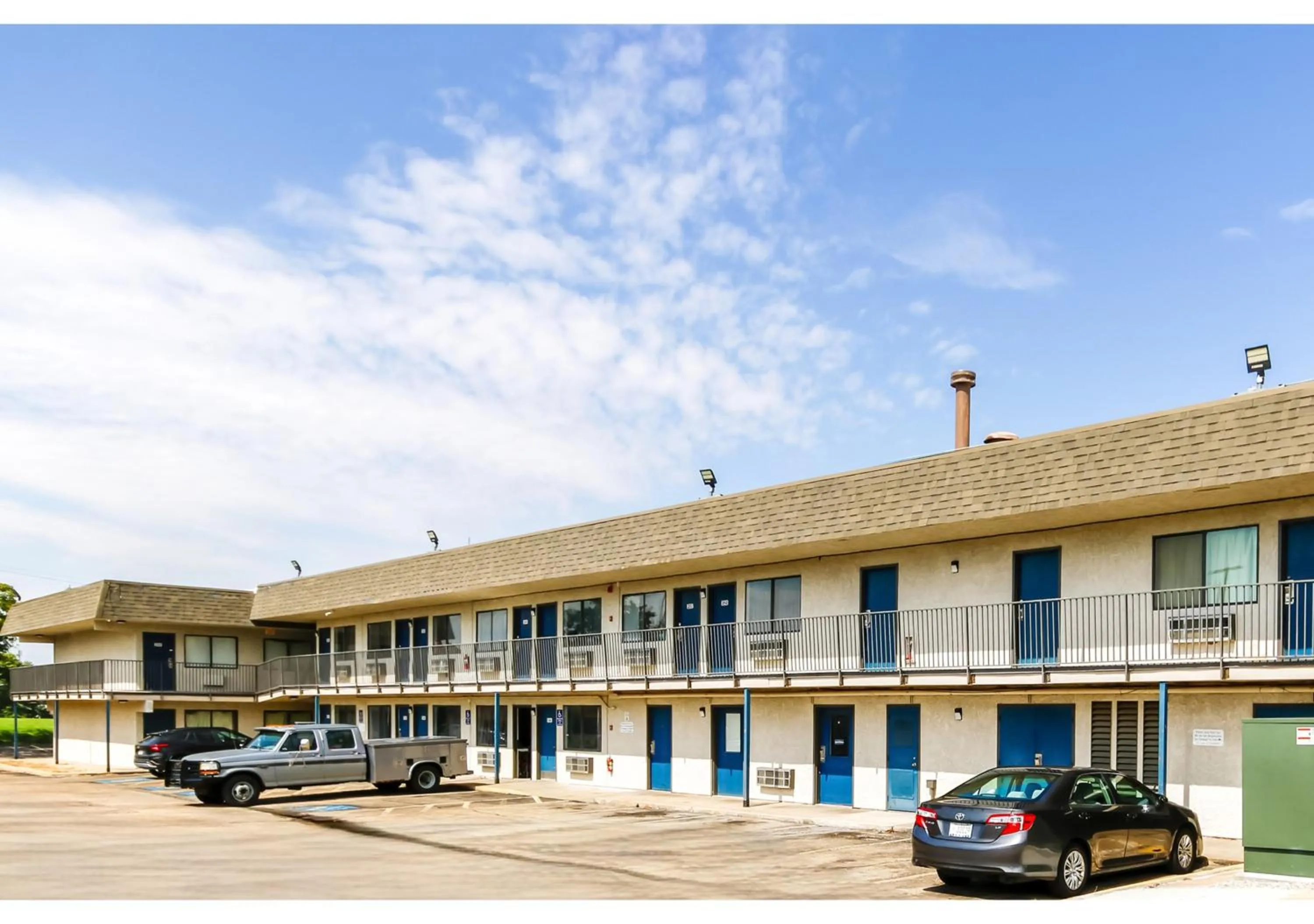 Parking in Home 6 by Townhouse Topeka KS I 70