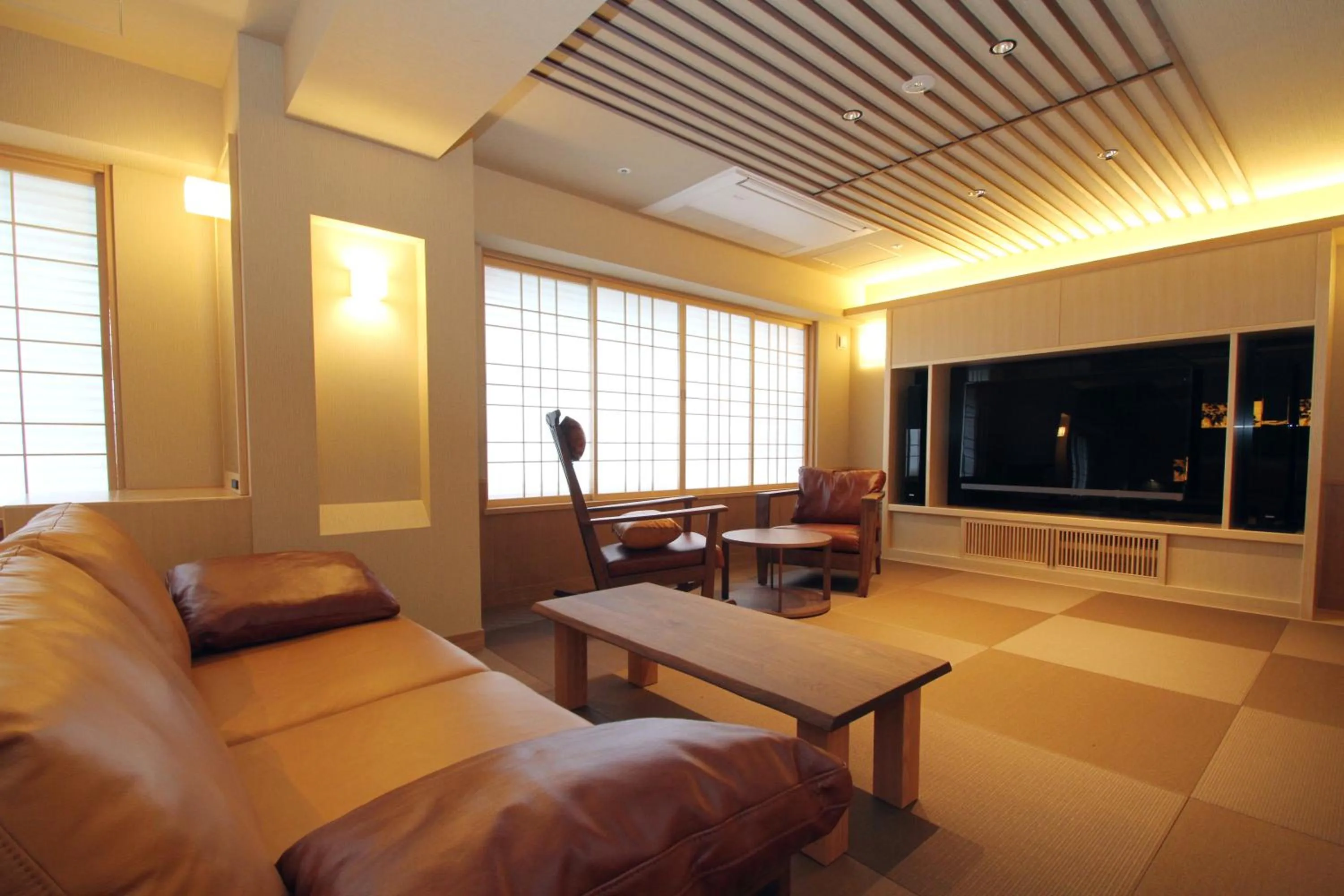 Photo of the whole room in Akan Yuku no Sato Tsuruga