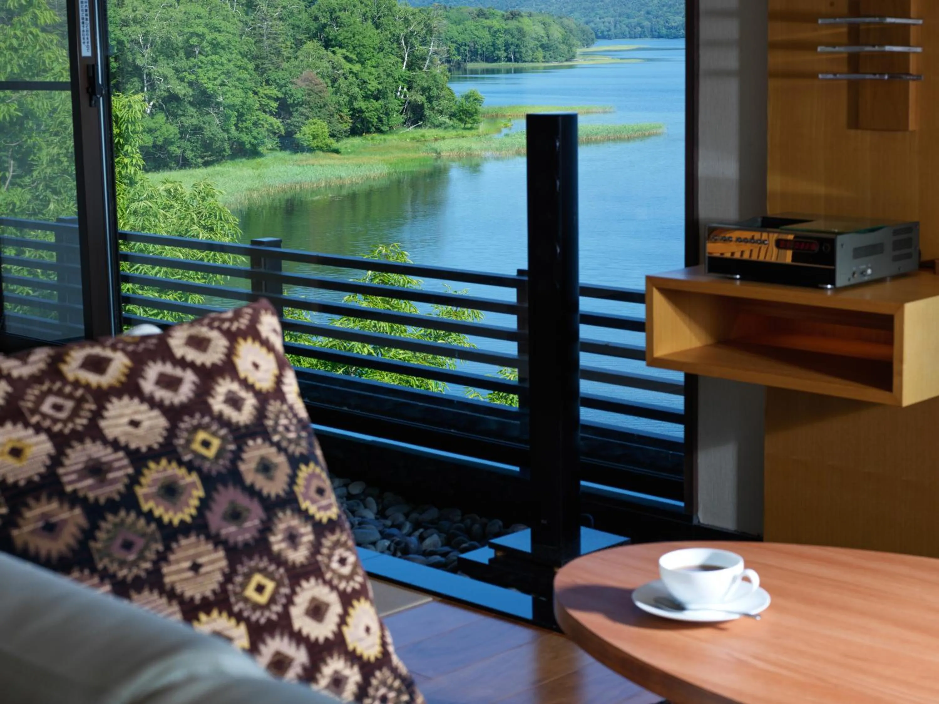 Photo of the whole room in Akan Yuku no Sato Tsuruga