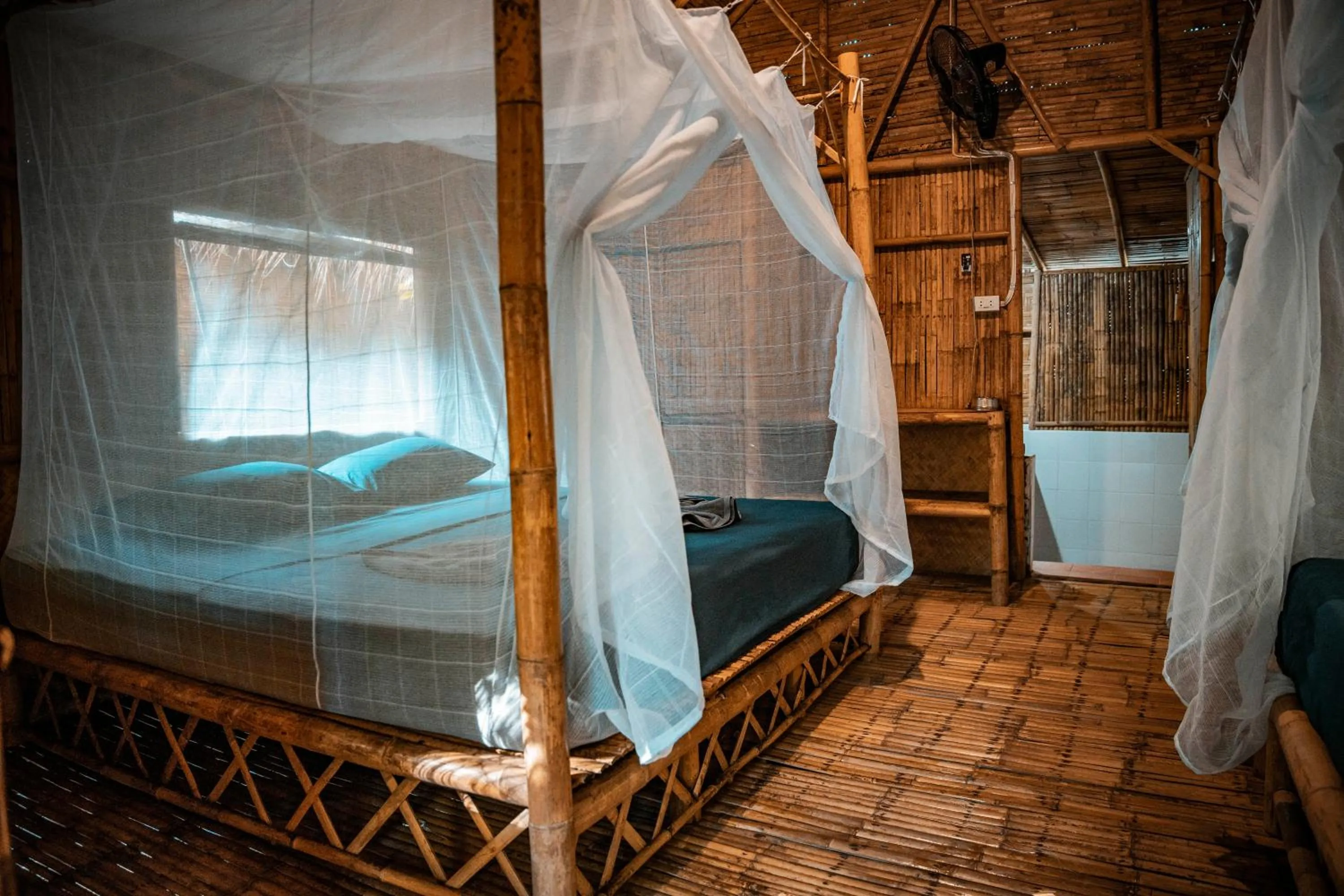 Bedroom, Bed in Green View Beach Resort