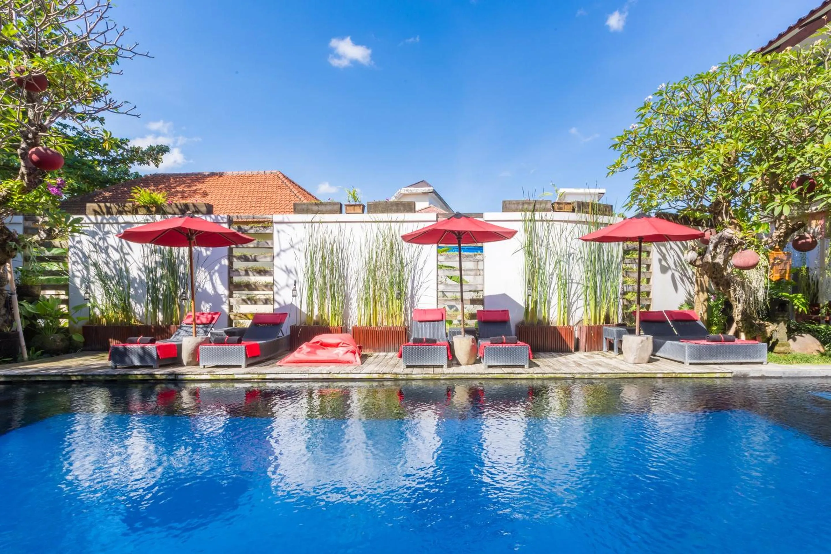 Swimming pool in Kamar Kamar Boutique Hotel