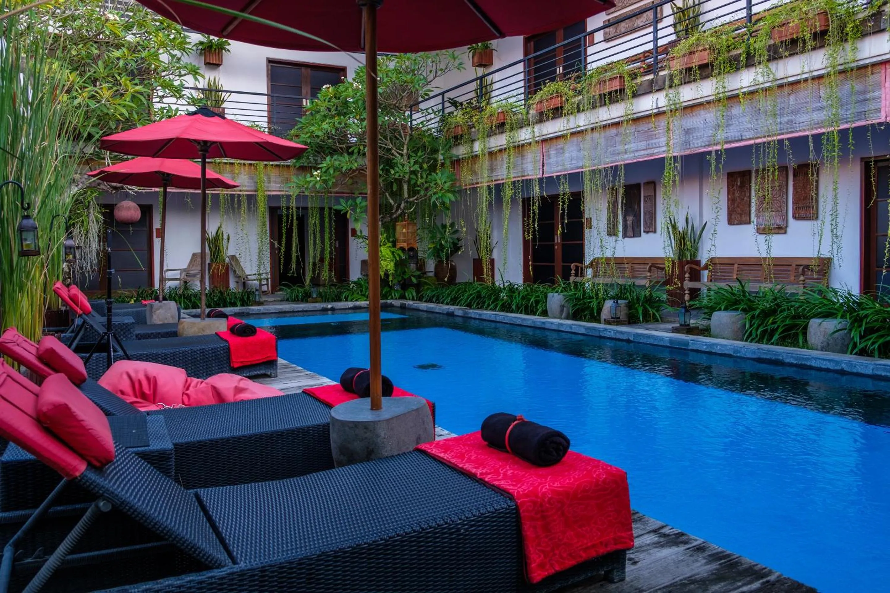 Swimming pool in Kamar Kamar Boutique Hotel