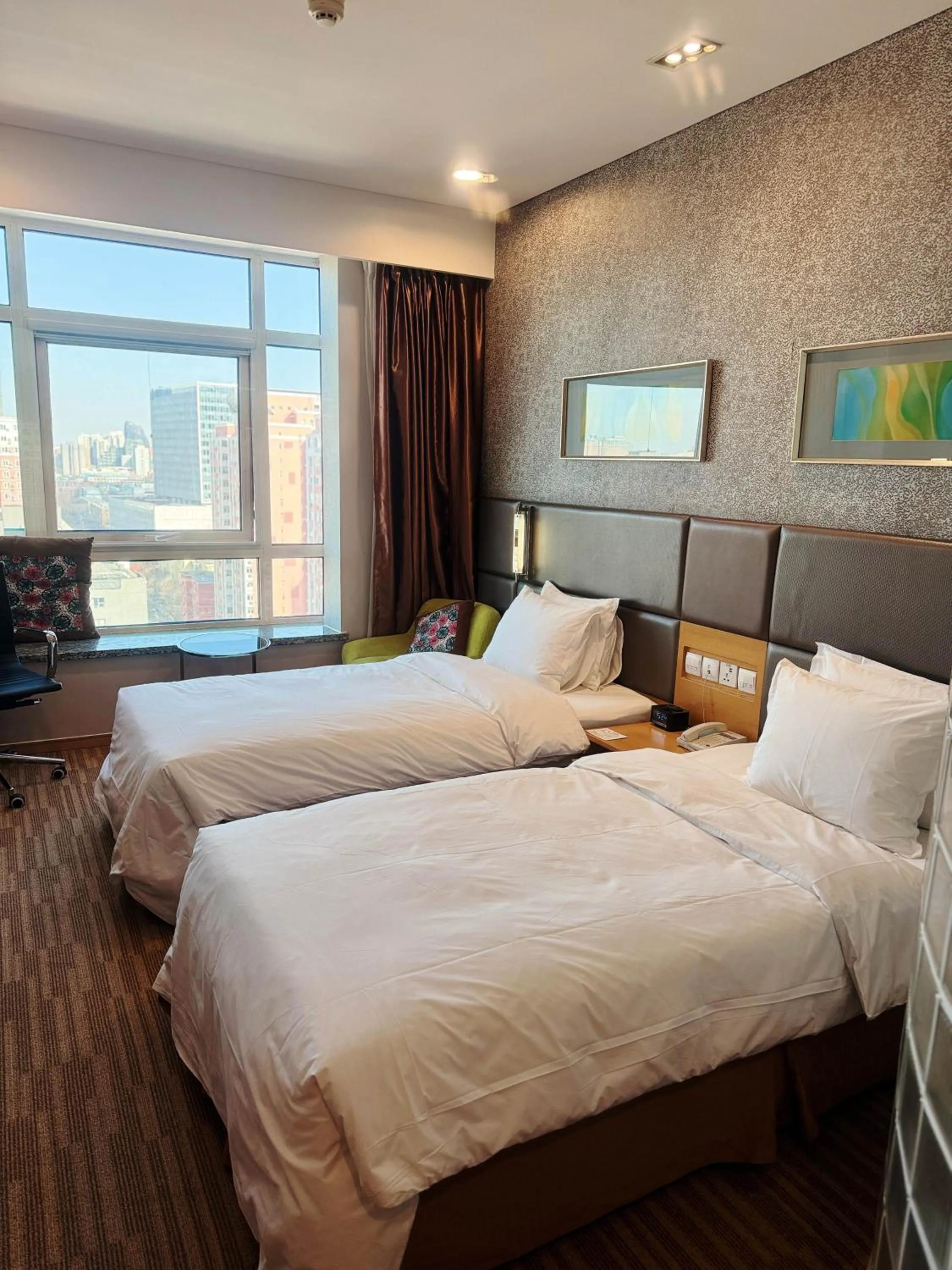 Bed in Holiday Inn Express Beijing Dongzhimen by IHG