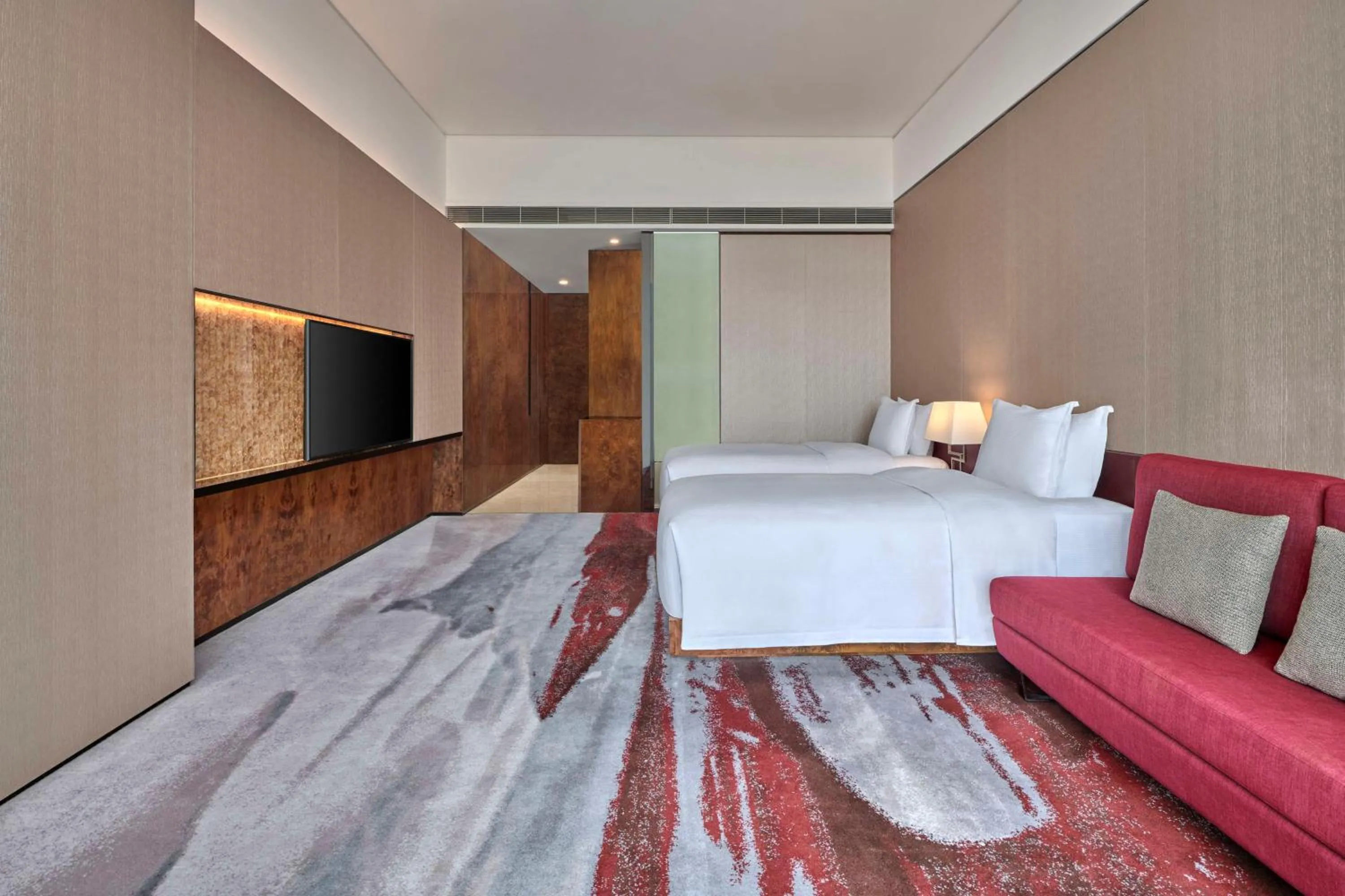 Living room, Bed in Hilton Guangzhou Tianhe