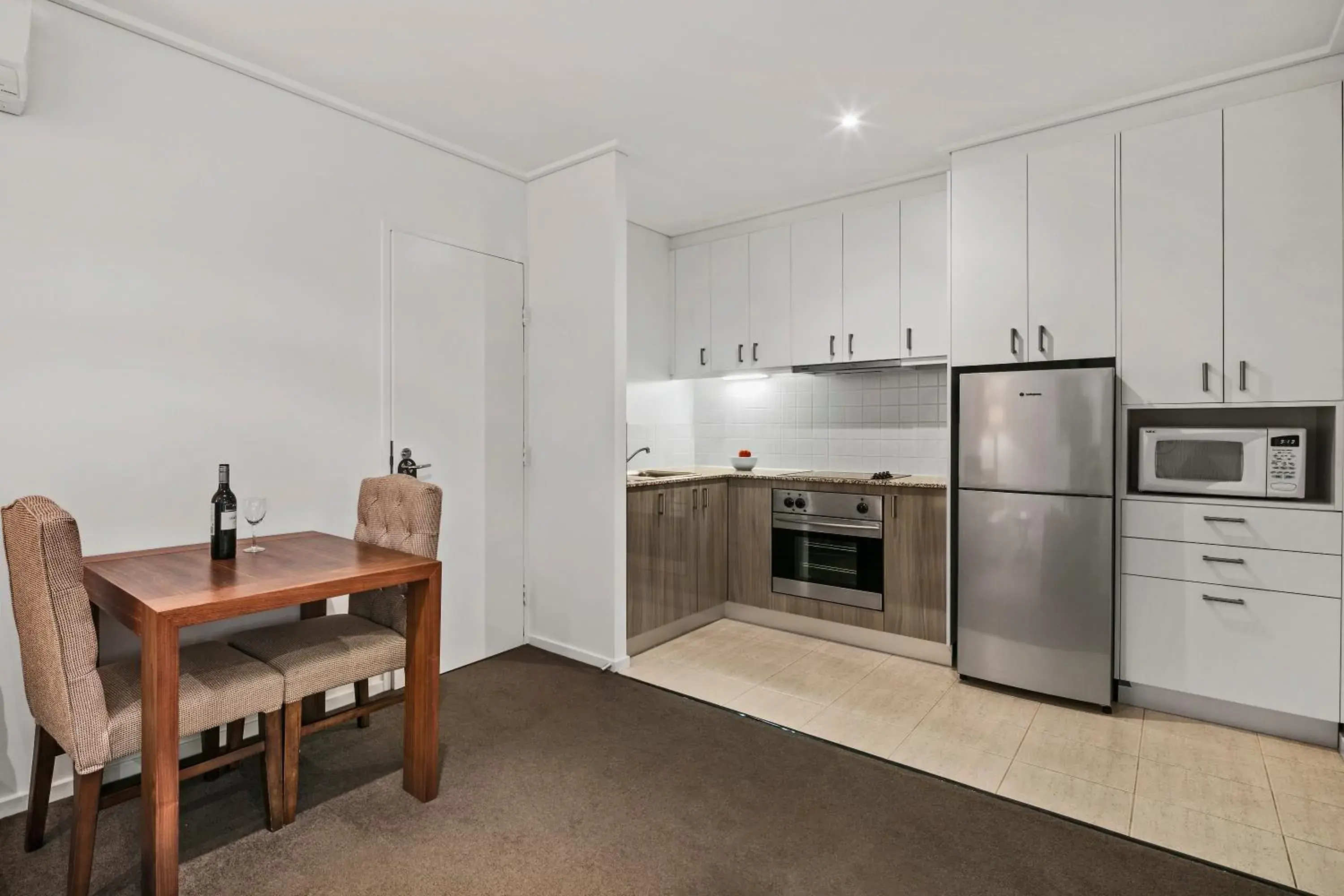 Executive One-Bedroom Apartment in Quest Jolimont Executive One-Bedroom Apartment in Quest Jolimont