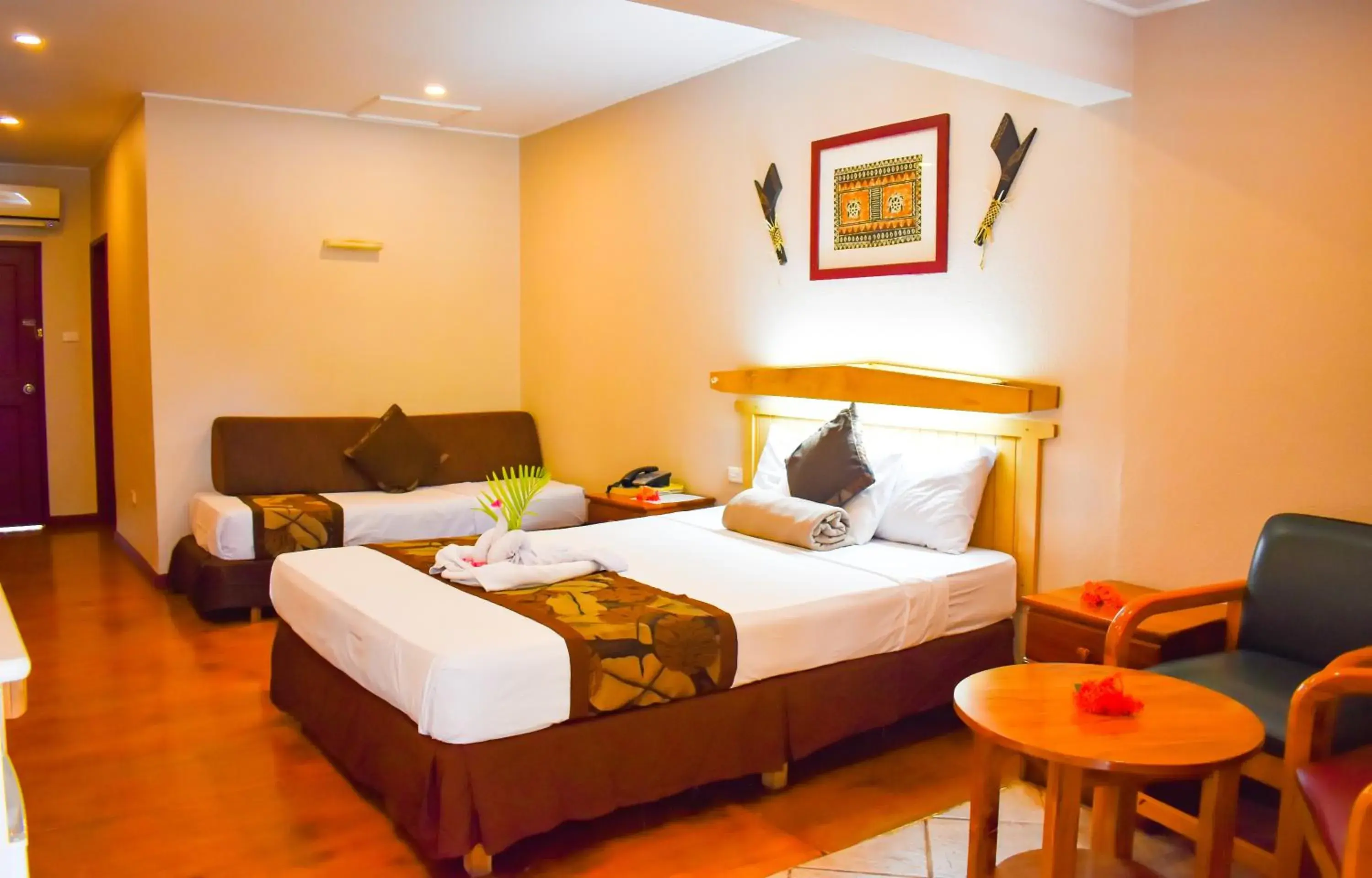 Deluxe Double Room with Pool View in Grand Eastern Hotel Deluxe Double Room with Pool View in Grand Eastern Hotel