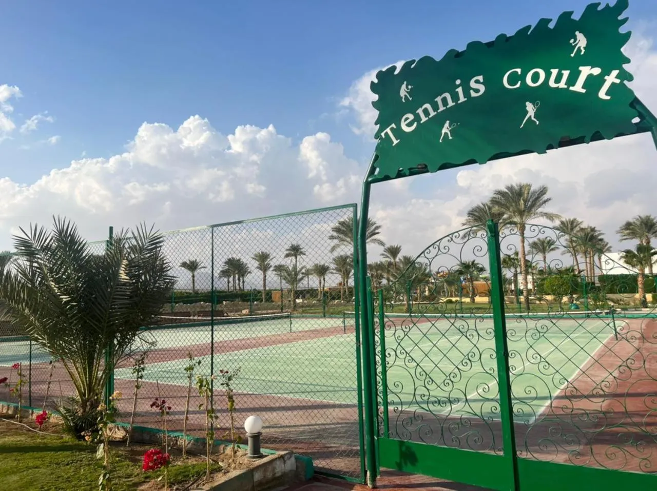Tennis court in Continental Plaza Beach Resort