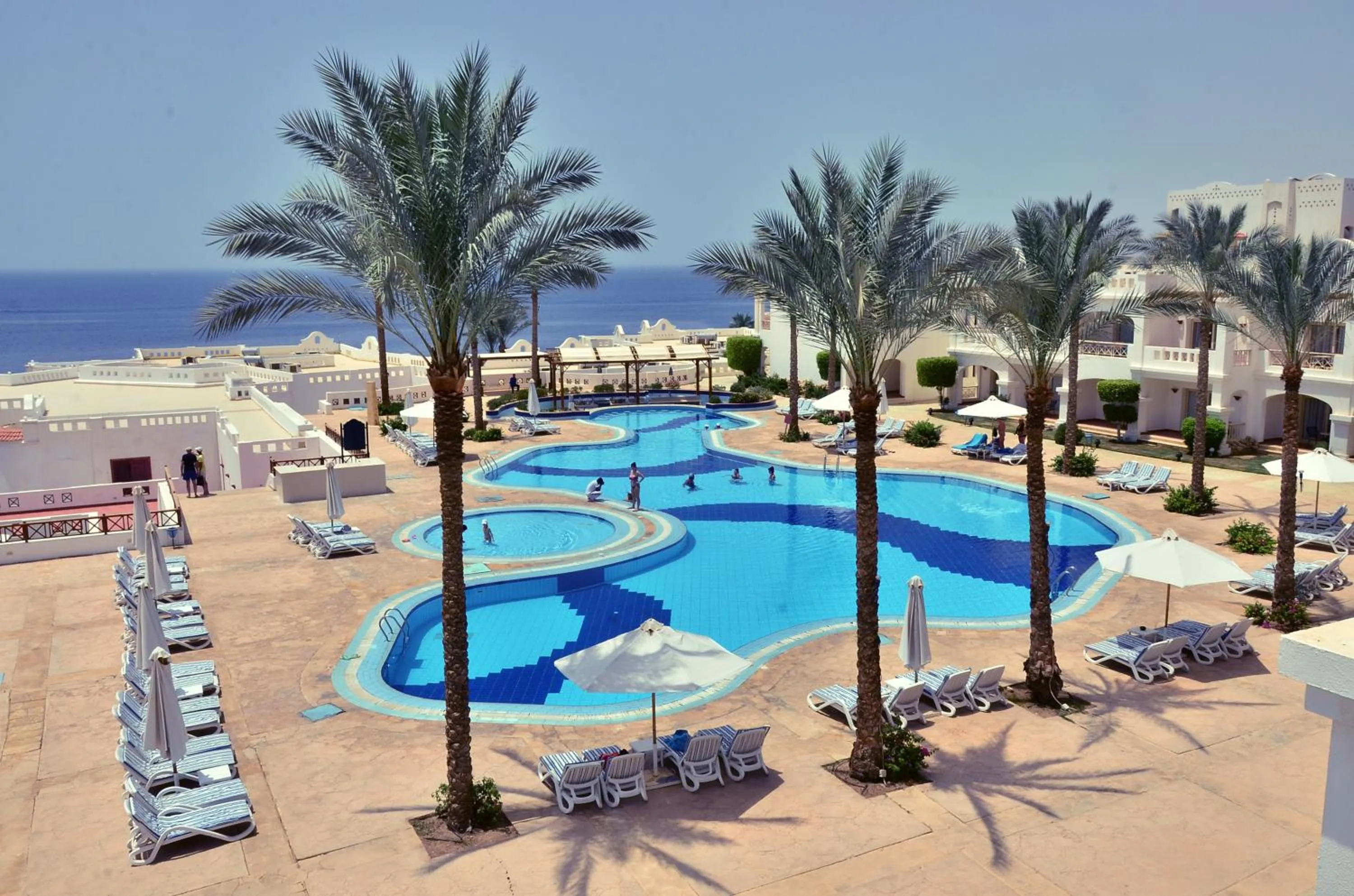 Swimming pool in Continental Plaza Beach Resort