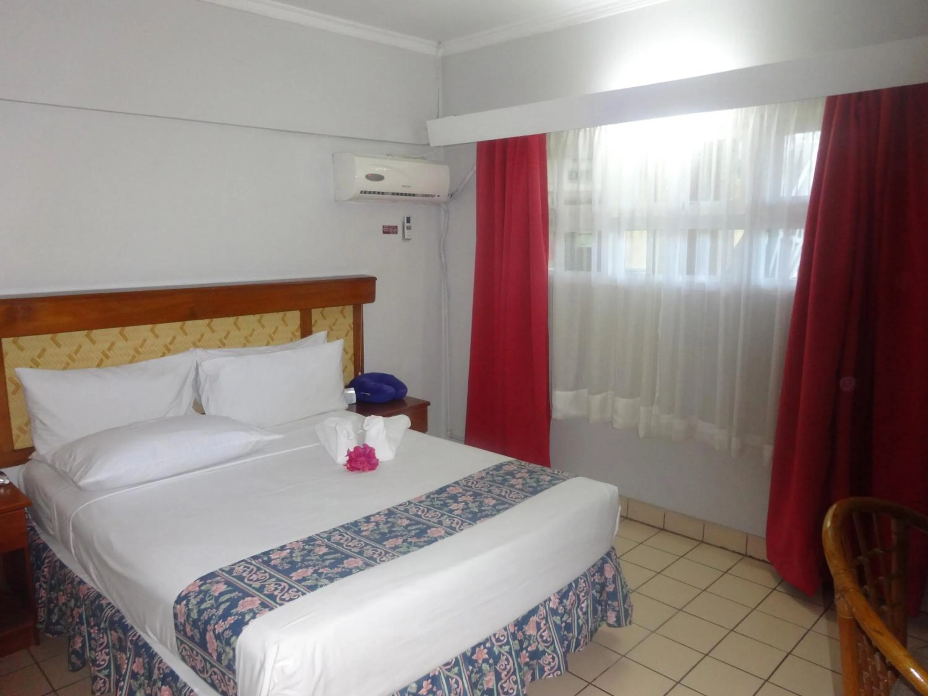 Bedroom, Bed in Suva Motor Inn