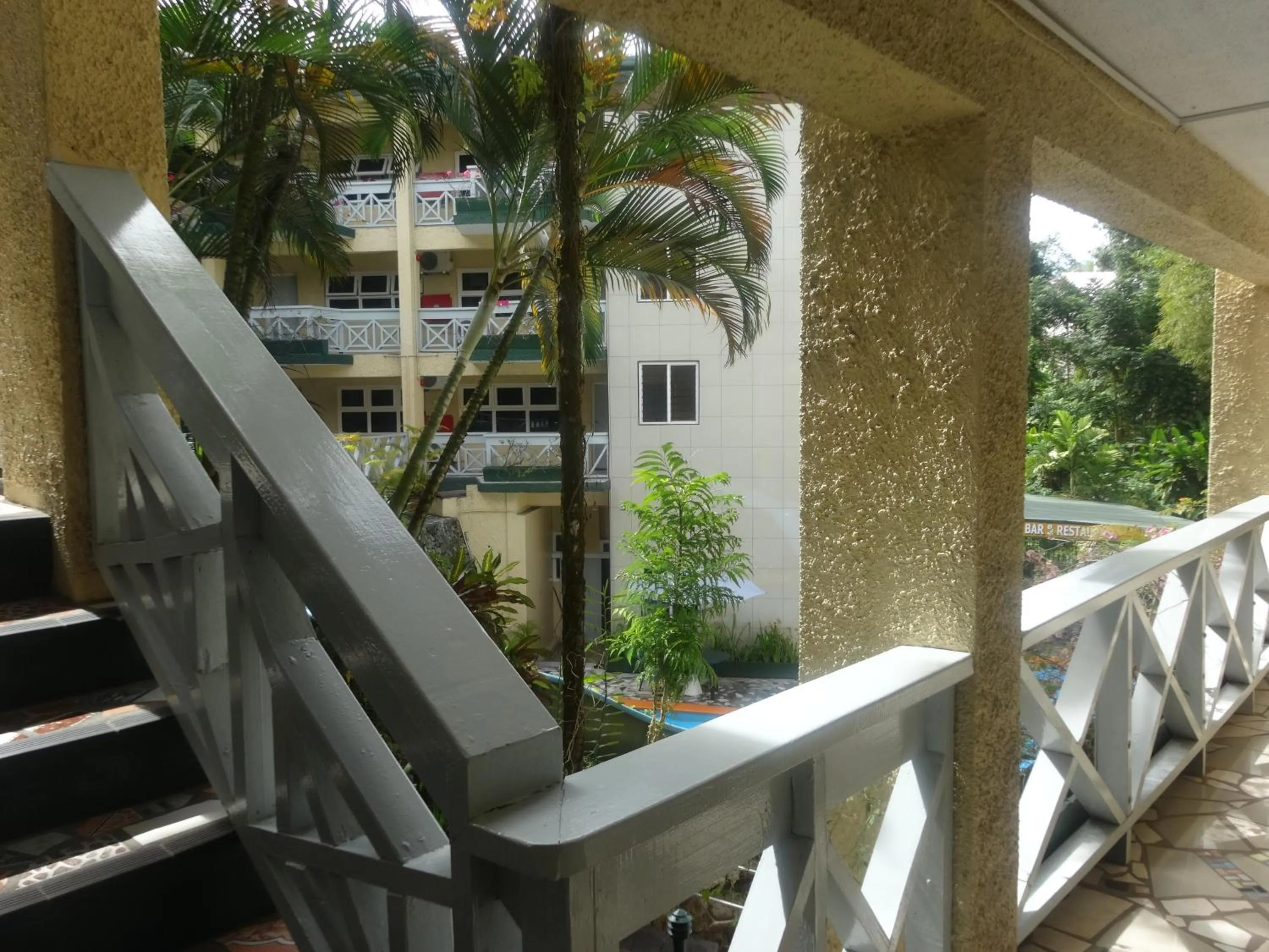 Day in Suva Motor Inn