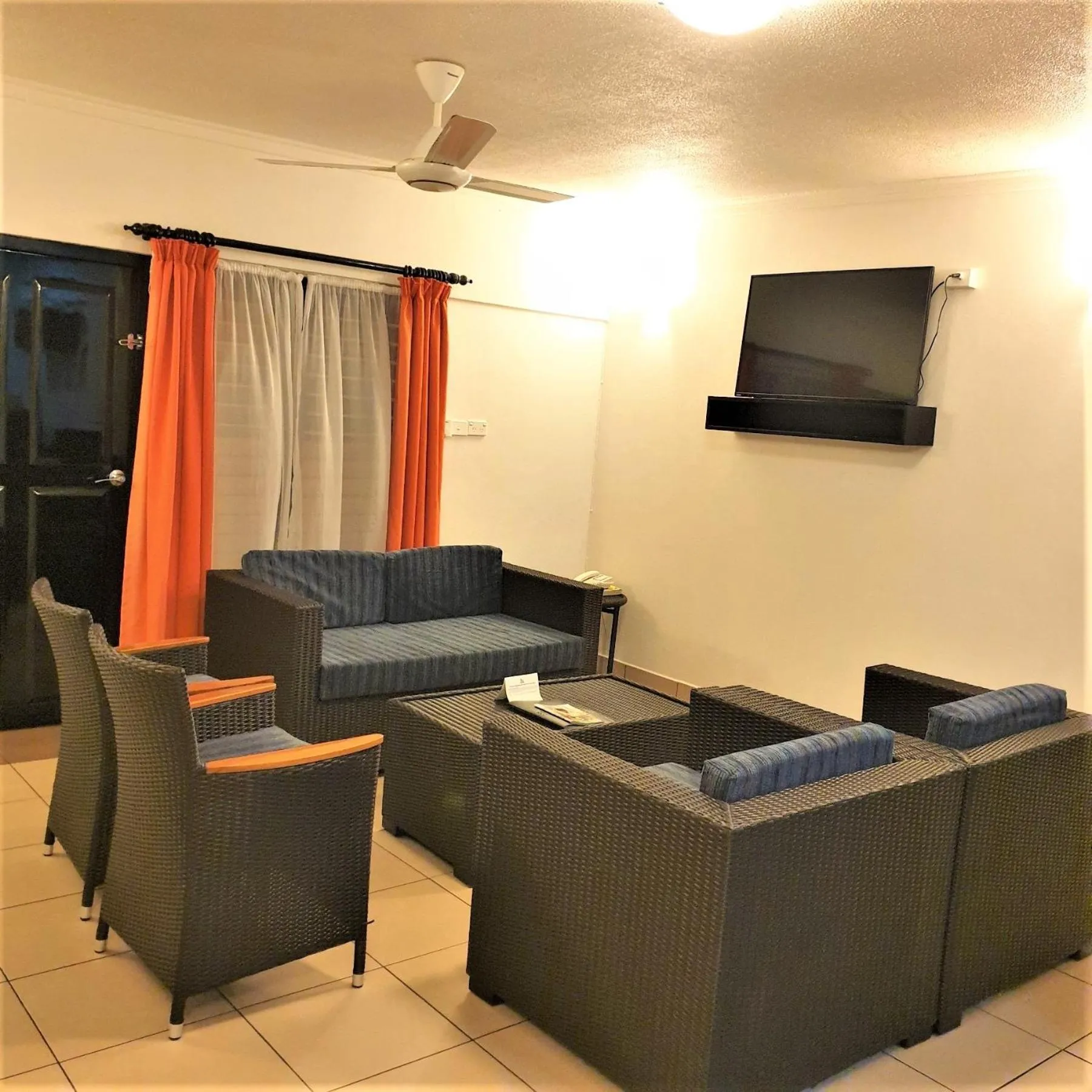 Living room in Suva Motor Inn