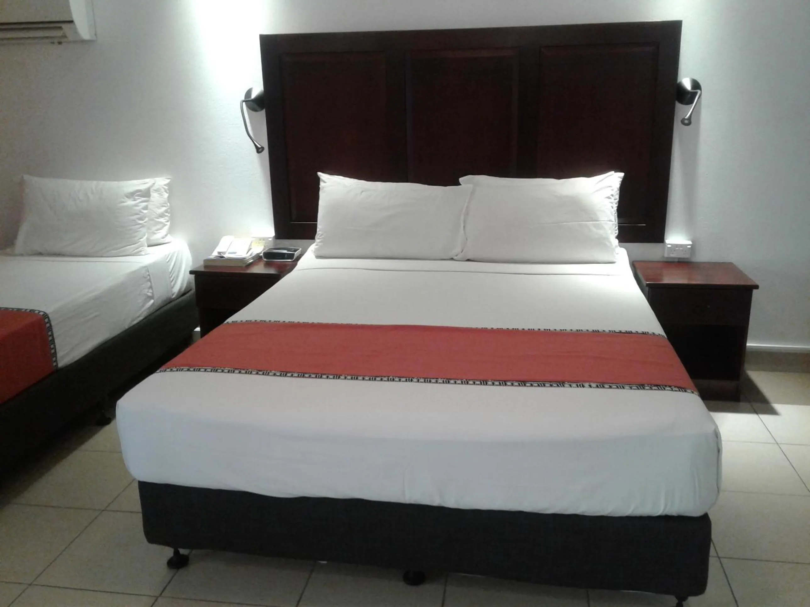 Bedroom, Bed in Suva Motor Inn