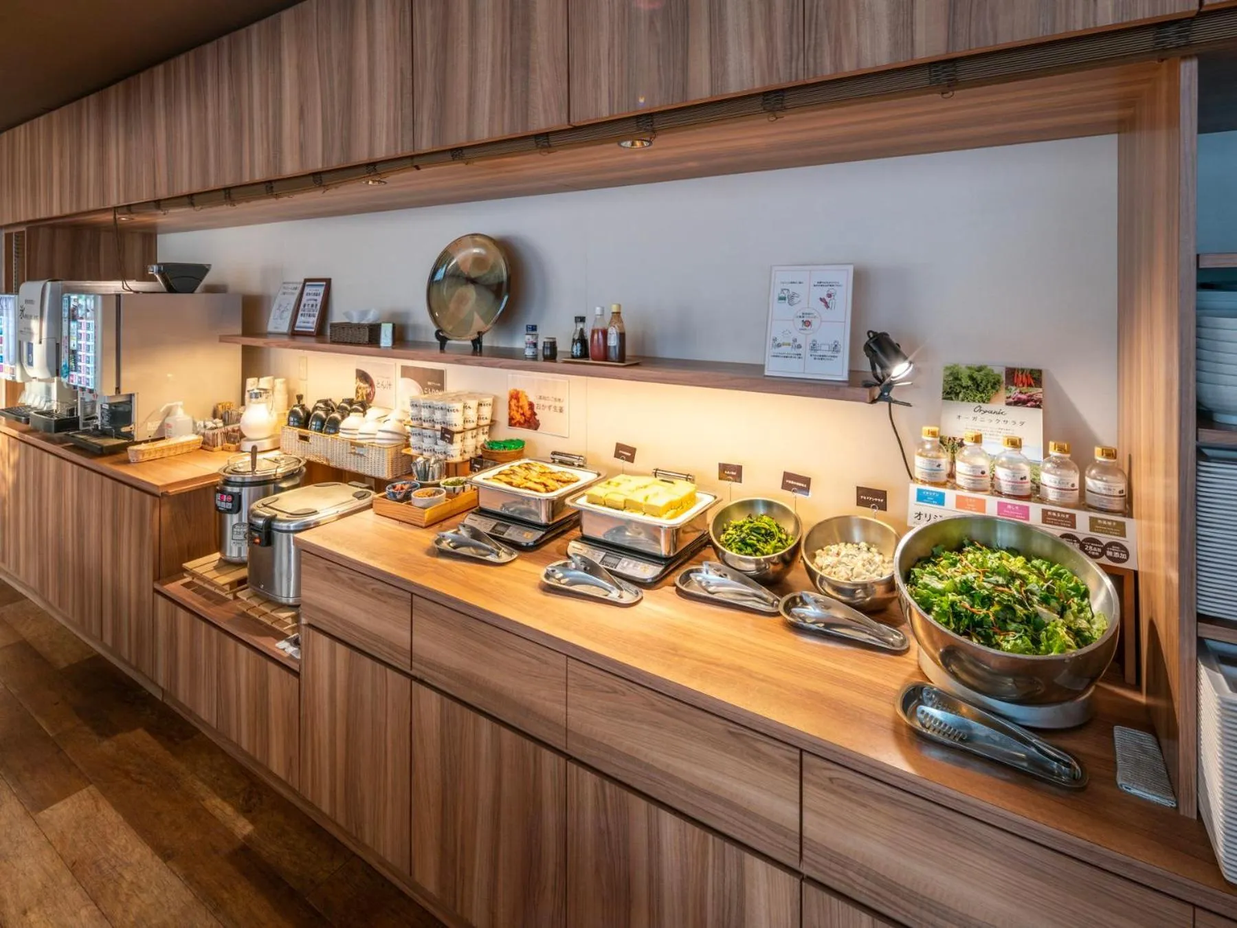 Buffet breakfast in Super Hotel Kochi