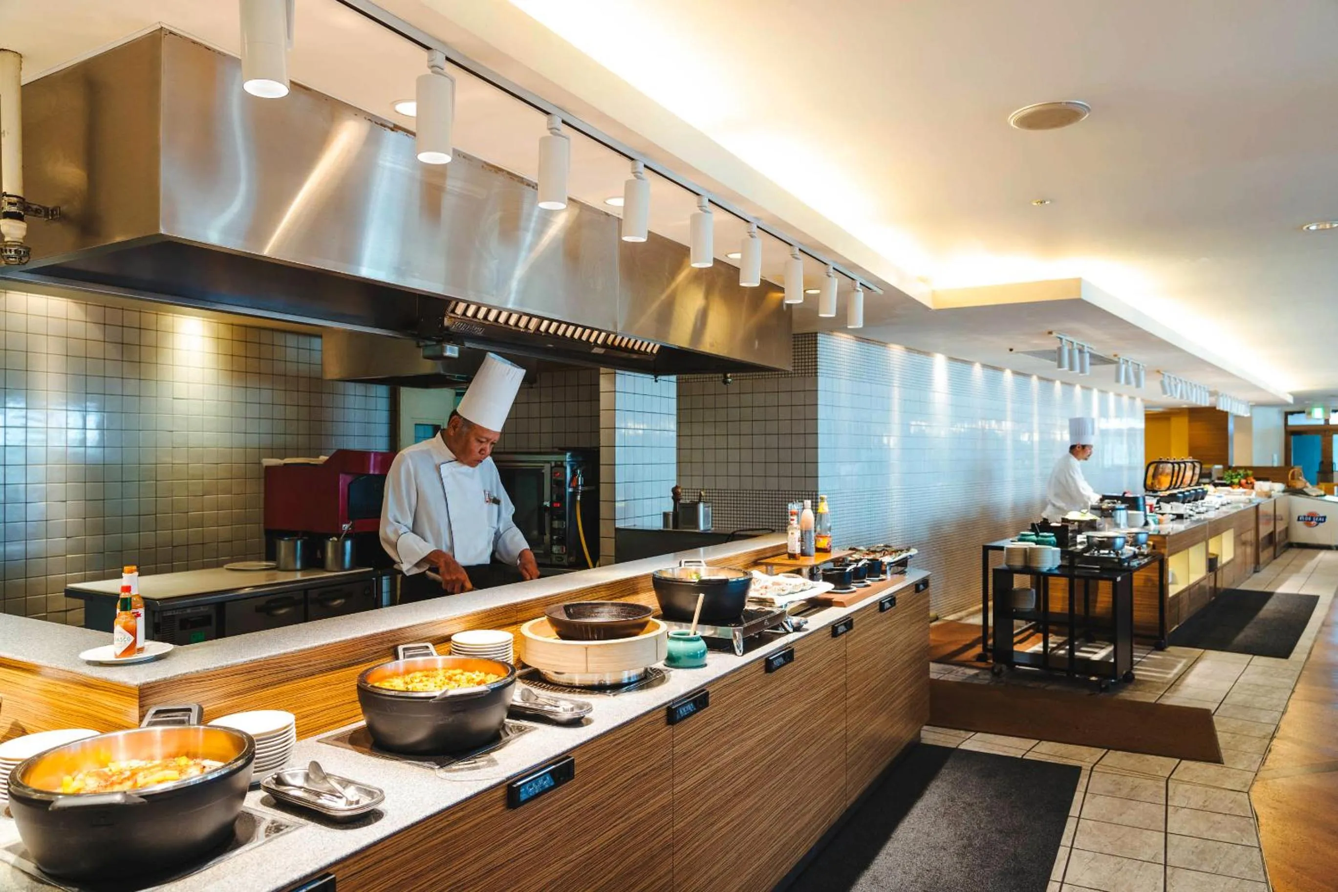 Restaurant/places to eat in Loisir Spa Tower Naha