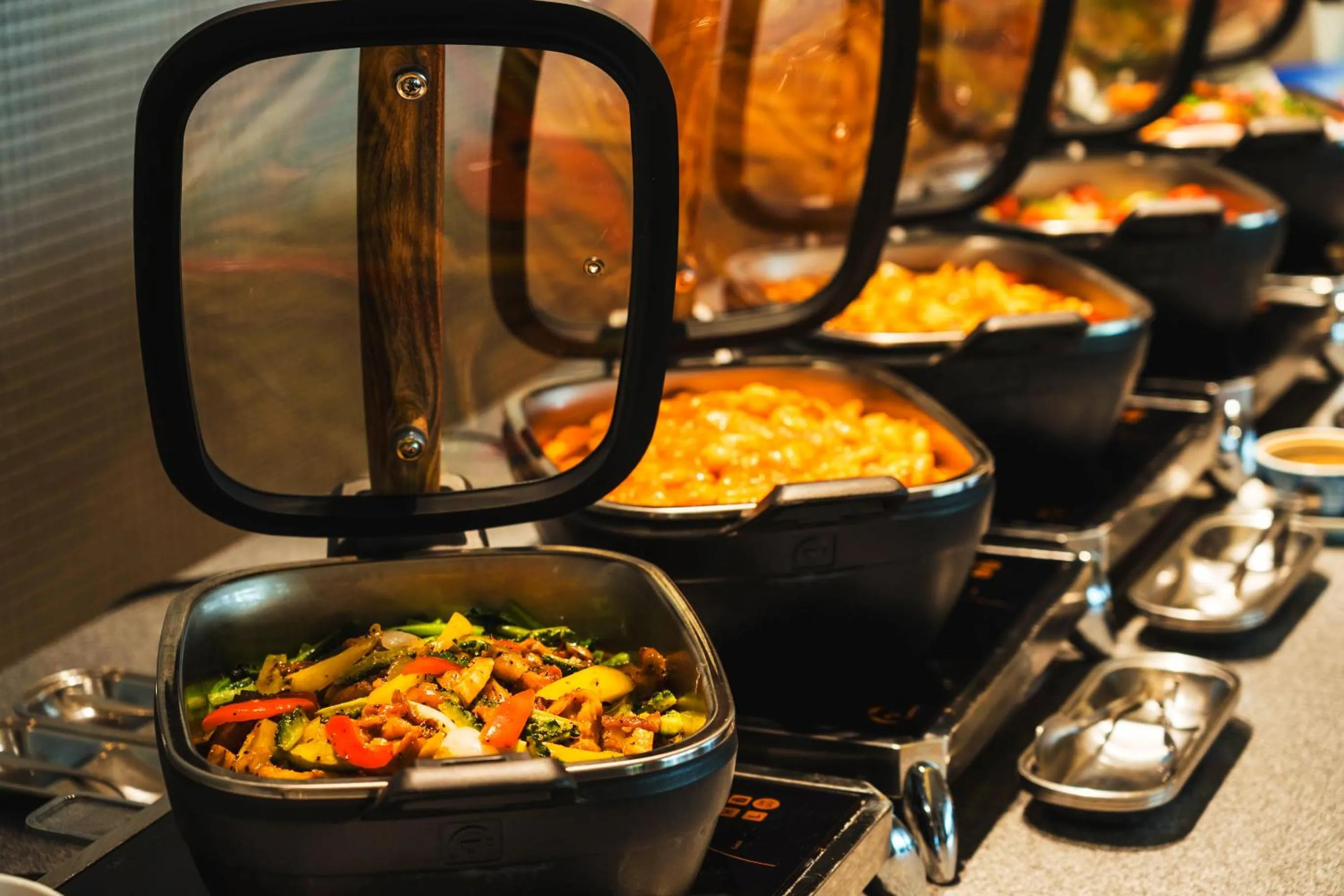 Restaurant/places to eat in Loisir Spa Tower Naha