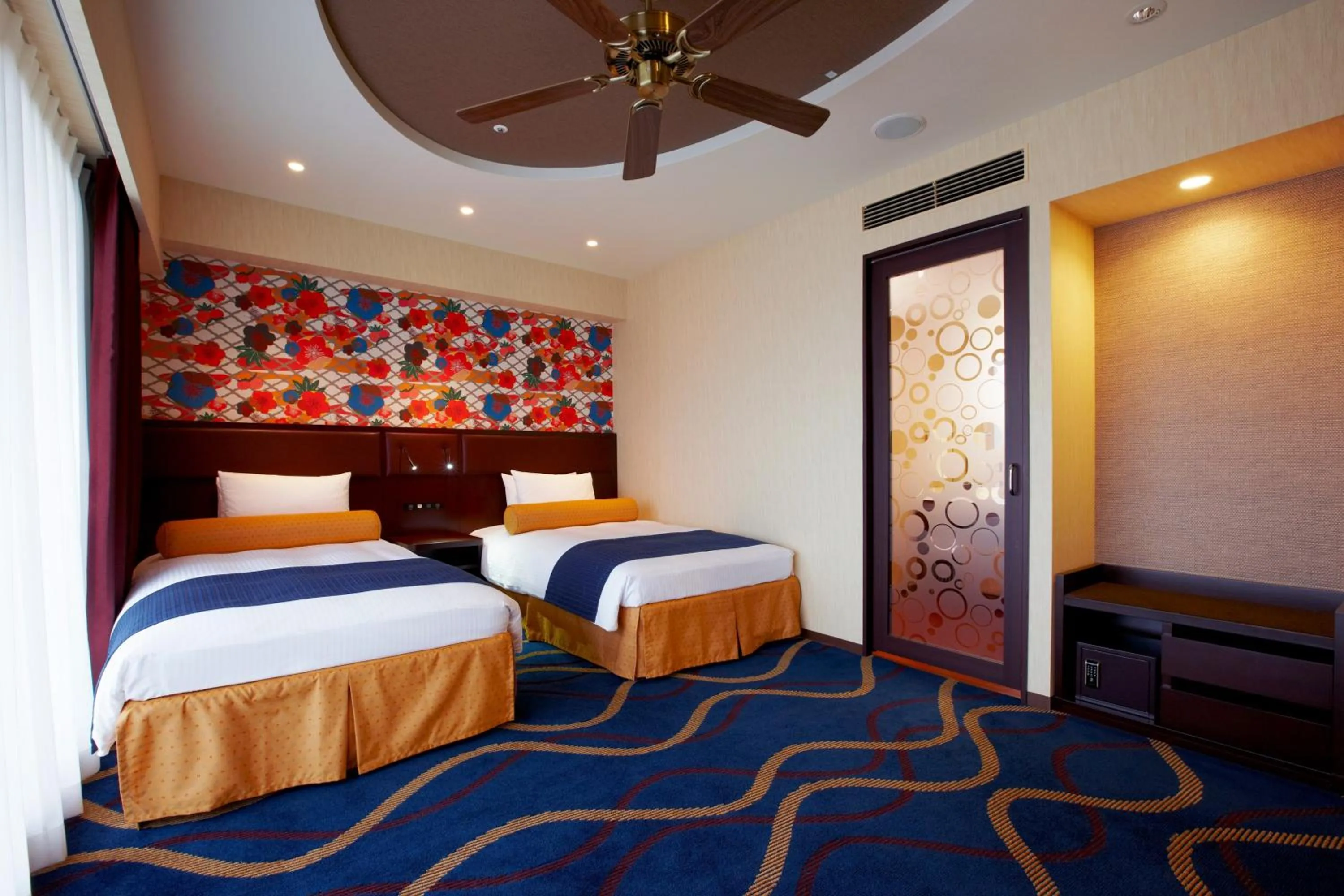 Bed in Loisir Spa Tower Naha