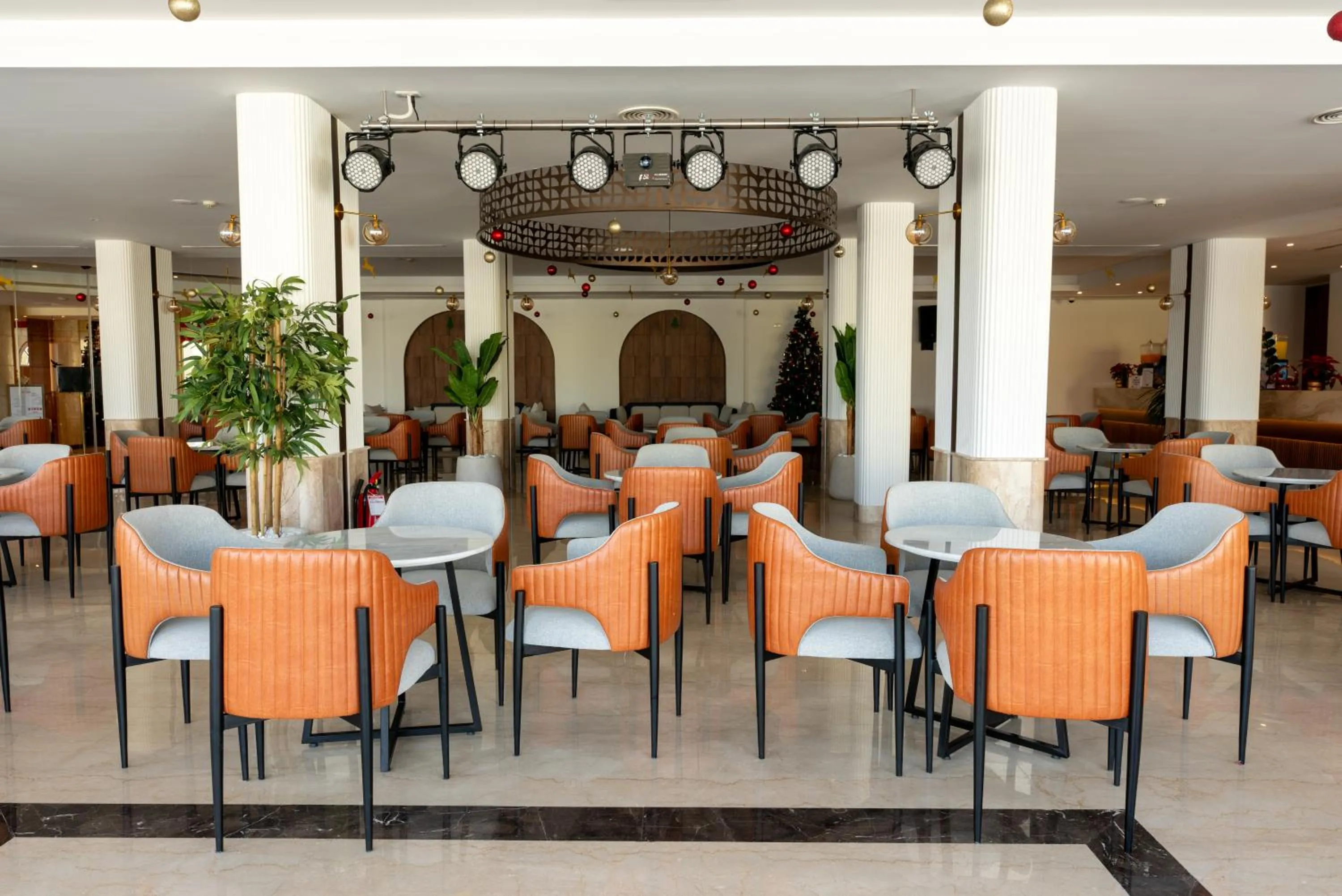 Palm Beach Resort Families and Couples only