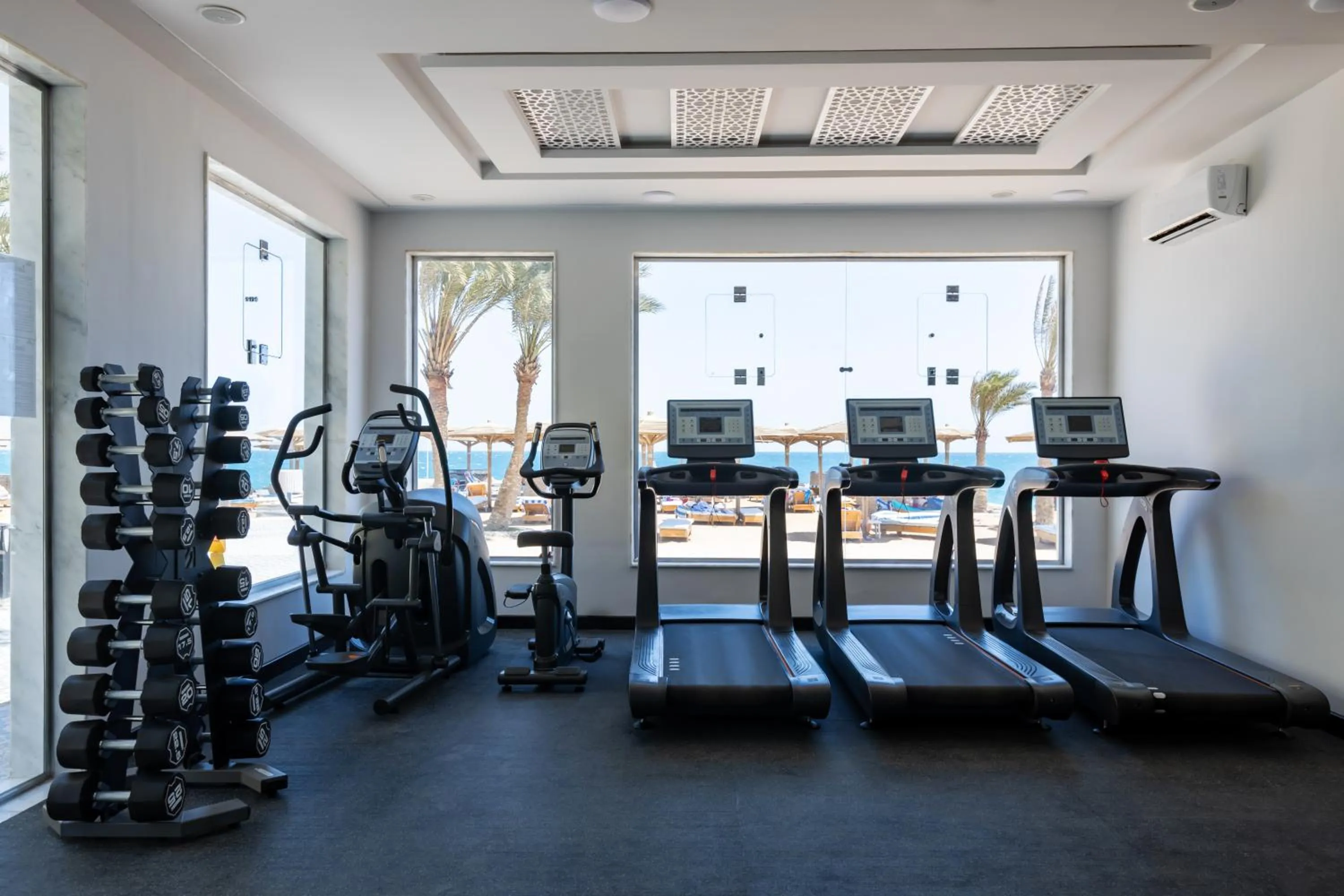 Palm Beach Resort Families and Couples only