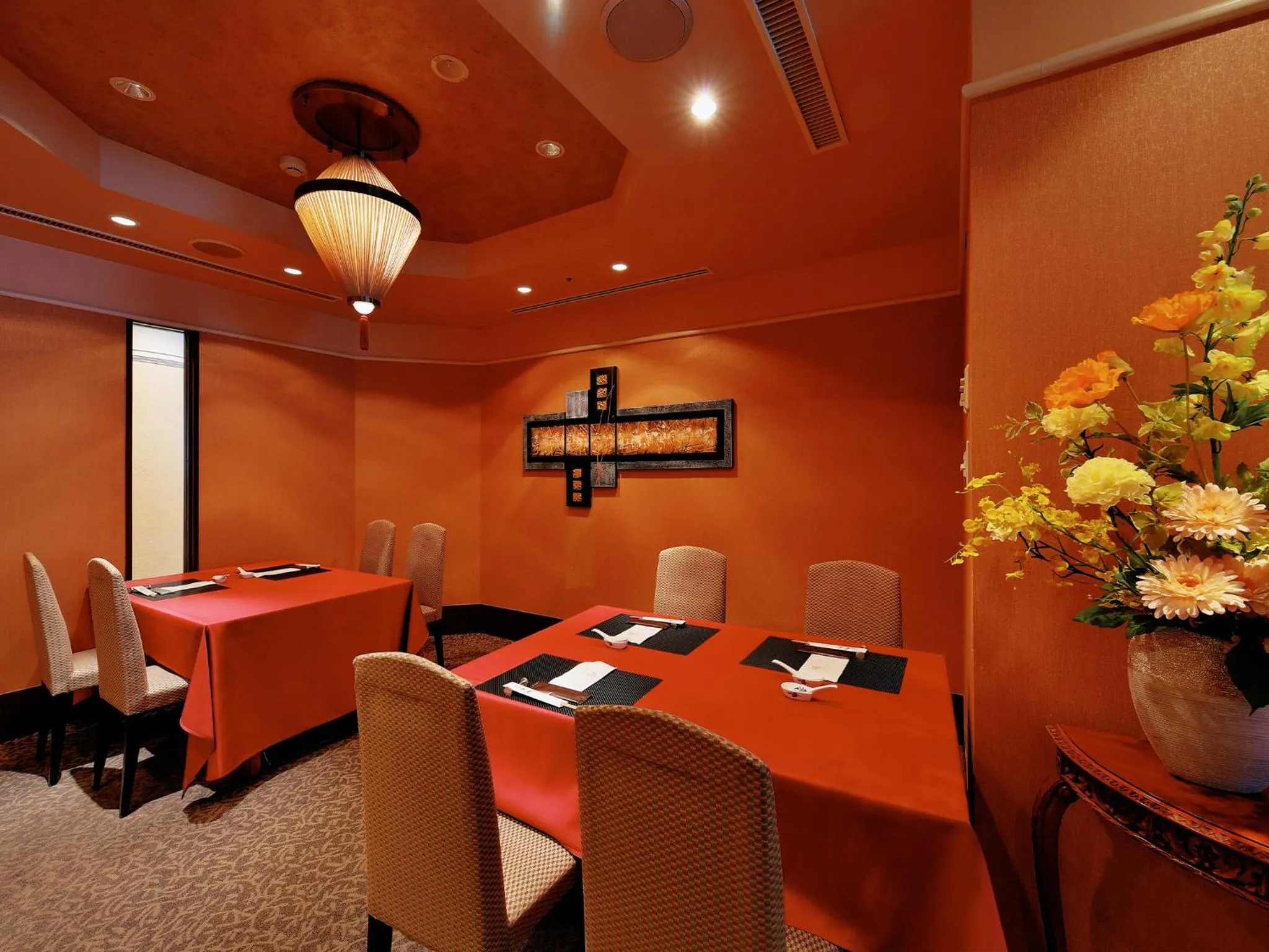 Restaurant/places to eat in Hotel Crown Palais Chiryu