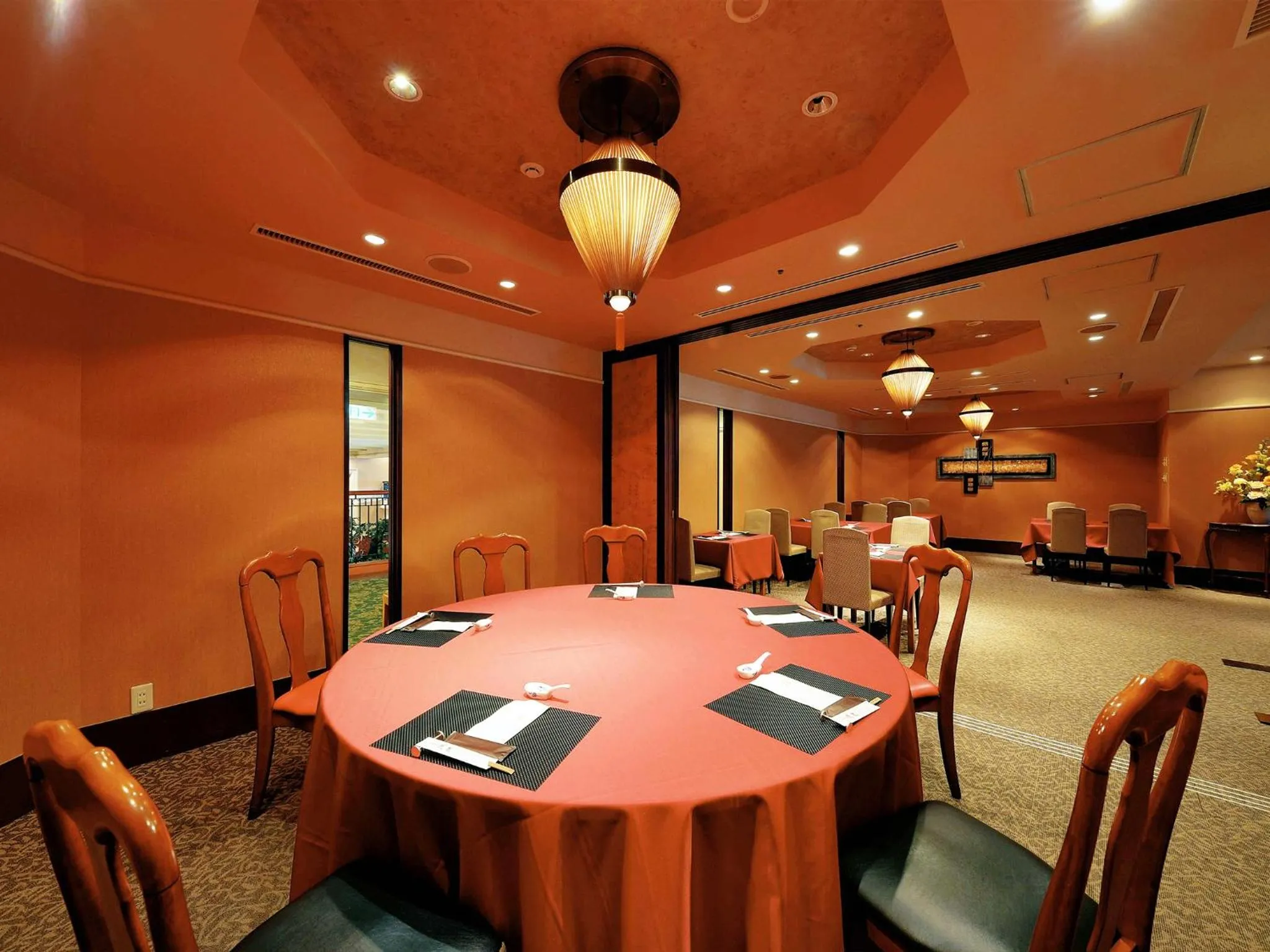 Restaurant/places to eat in Hotel Crown Palais Chiryu