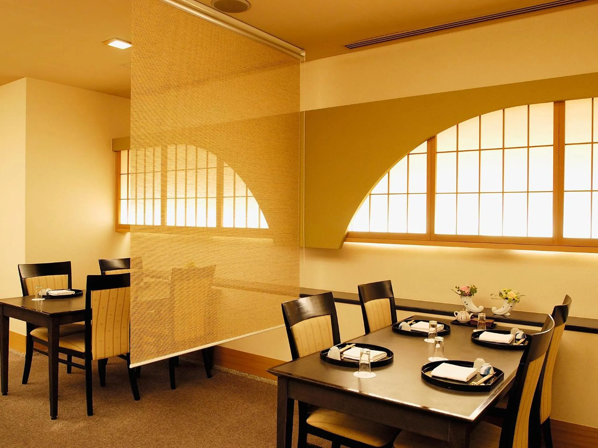 Restaurant/places to eat in Hotel Crown Palais Chiryu