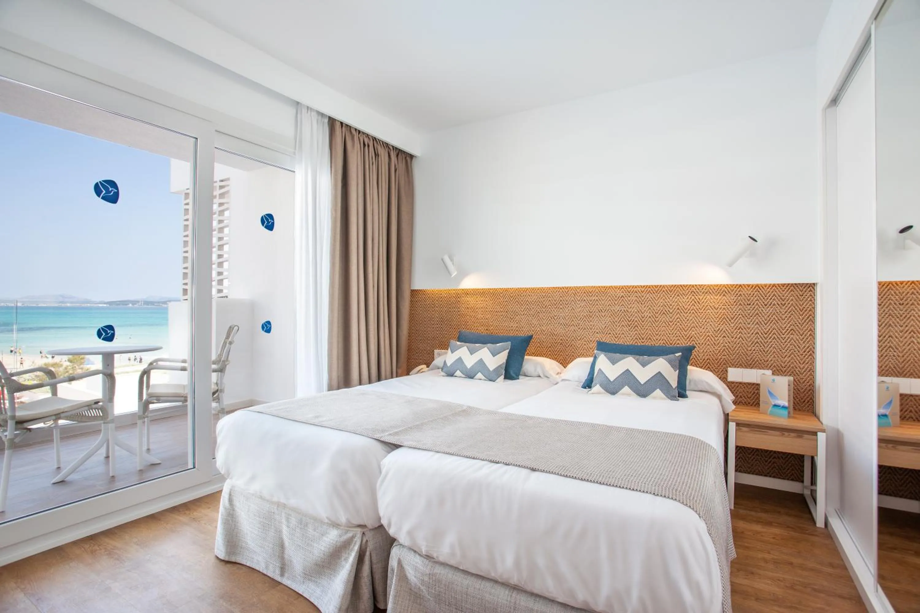 Bedroom, Bed in Grupotel Picafort Beach