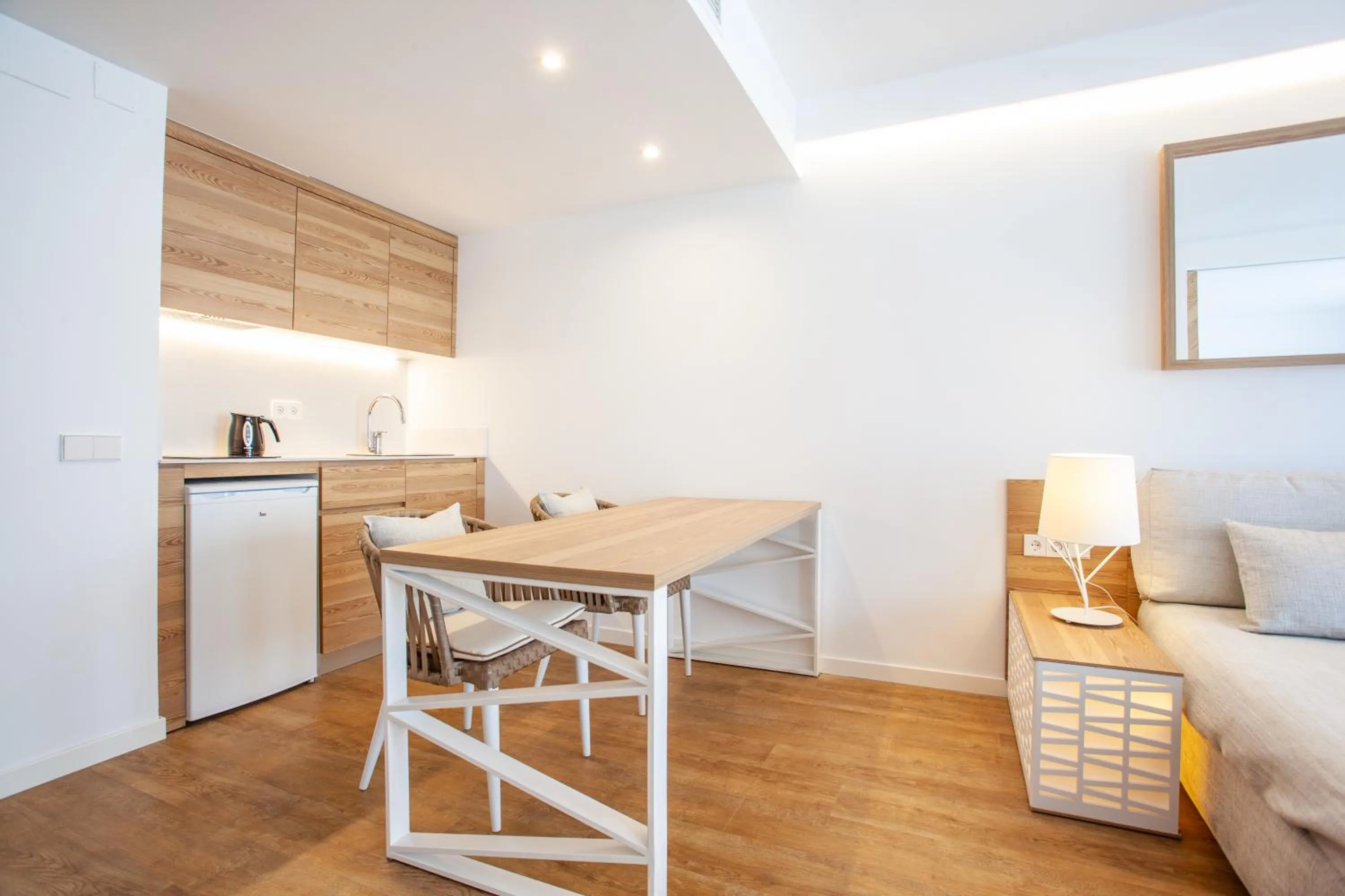 Kitchen or kitchenette in Grupotel Picafort Beach