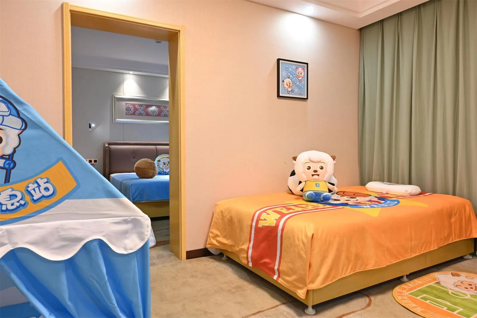 Bed in Dunhuang Hotel