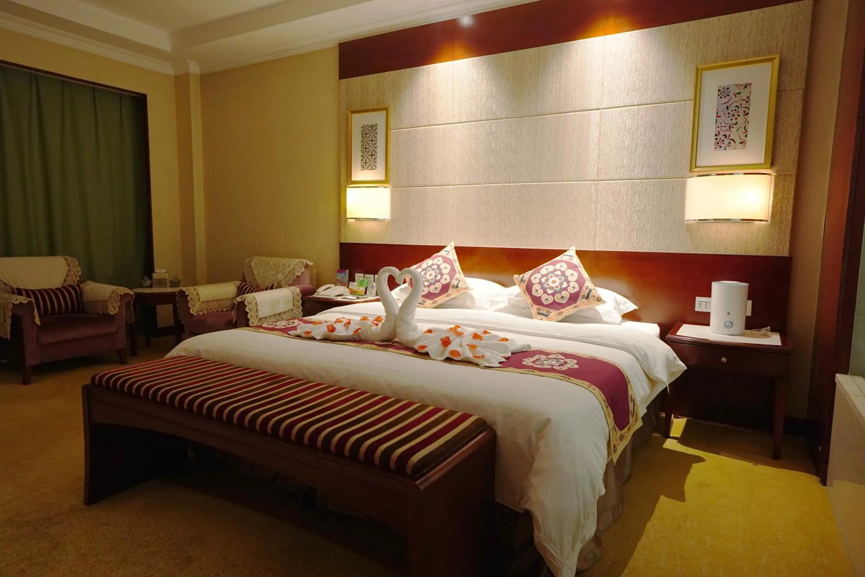 Bed in Dunhuang Hotel