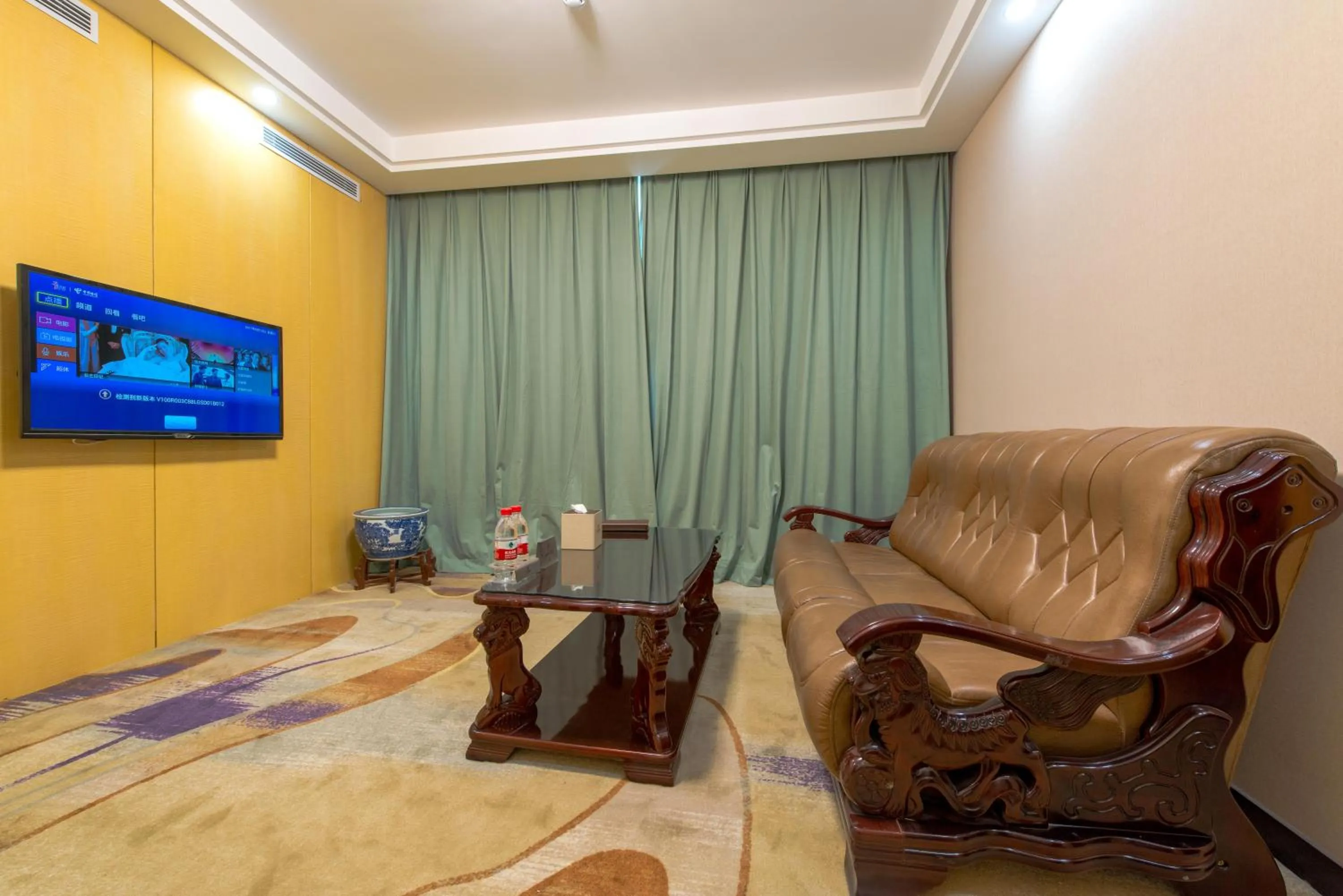 Living room in Dunhuang Hotel