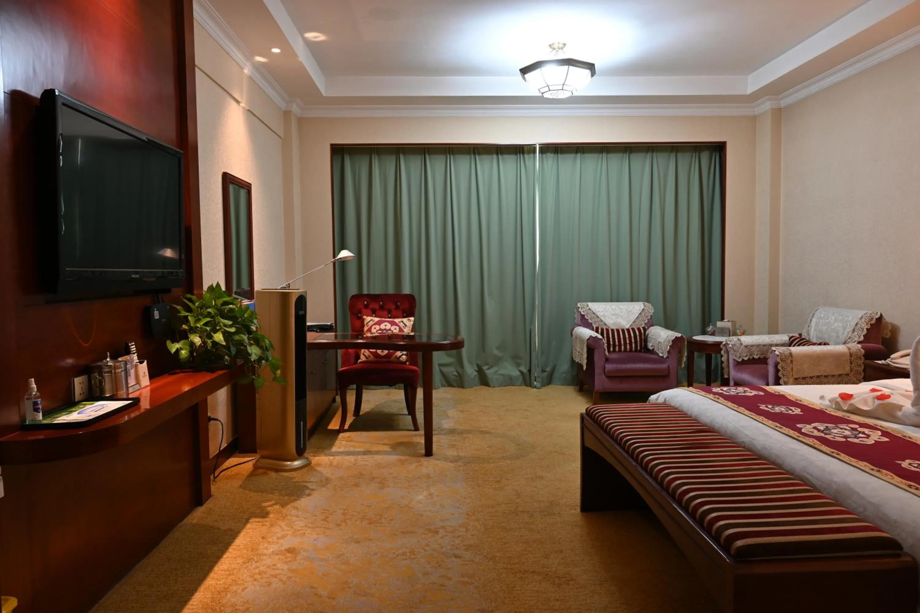 Bed in Dunhuang Hotel