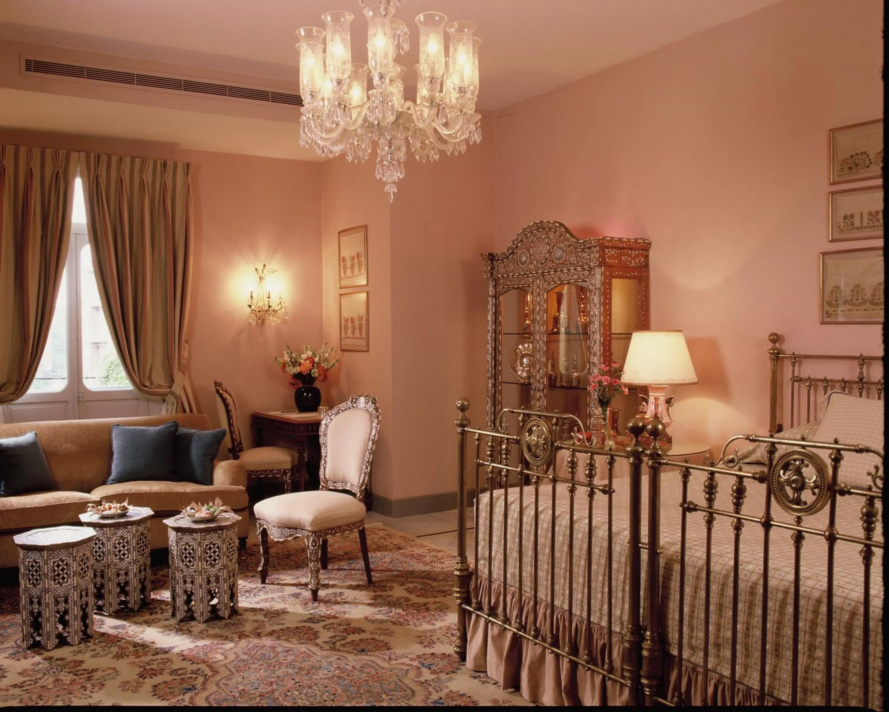 Bedroom in Albergo Hotel