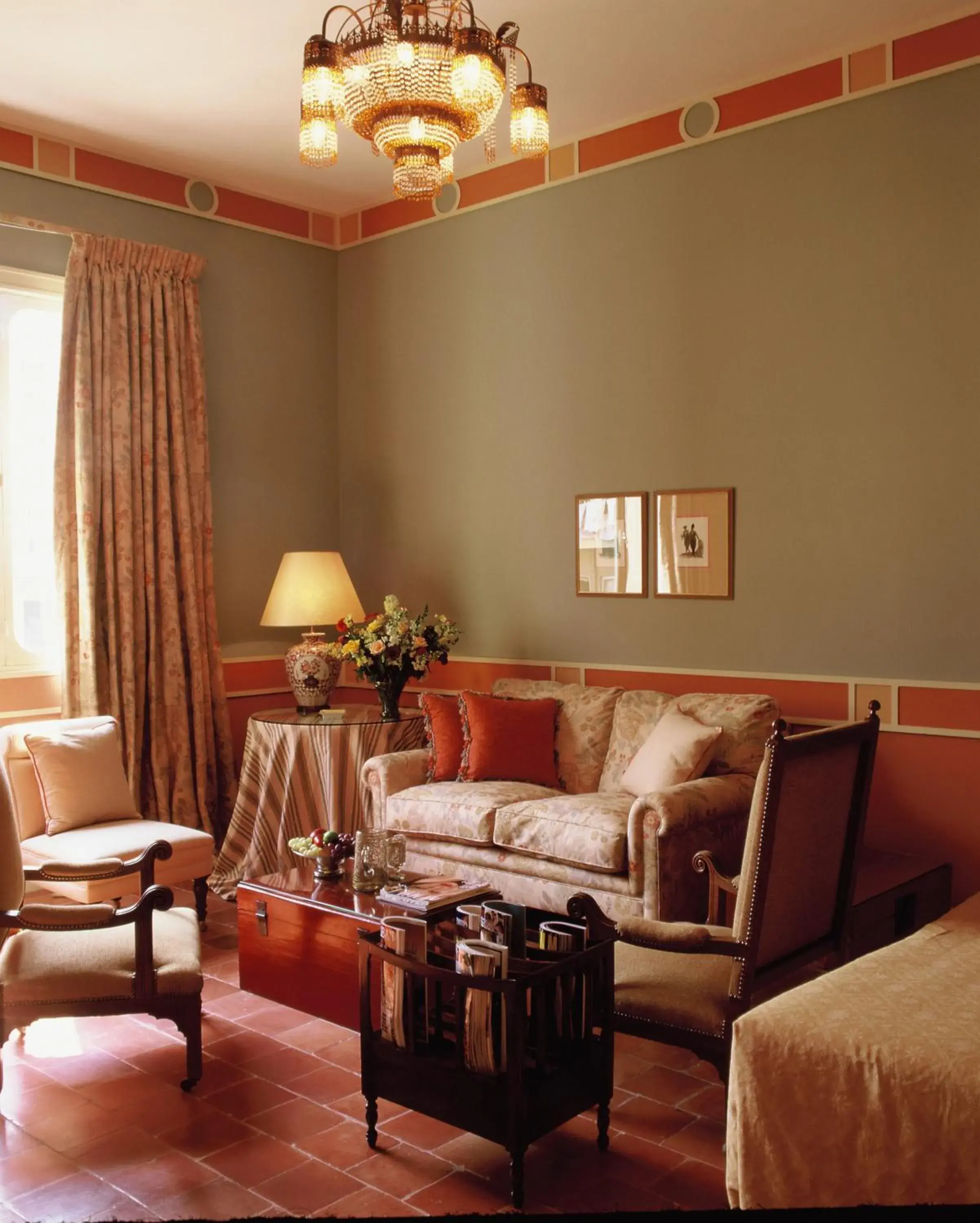 Standard Suite in Albergo Hotel Standard Suite in Albergo Hotel