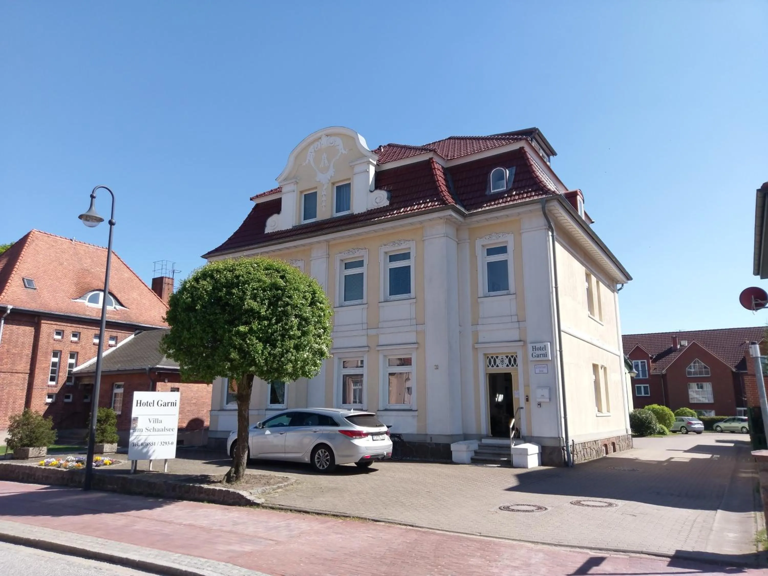 Property building in Hotel Garni "Villa am Schaalsee"