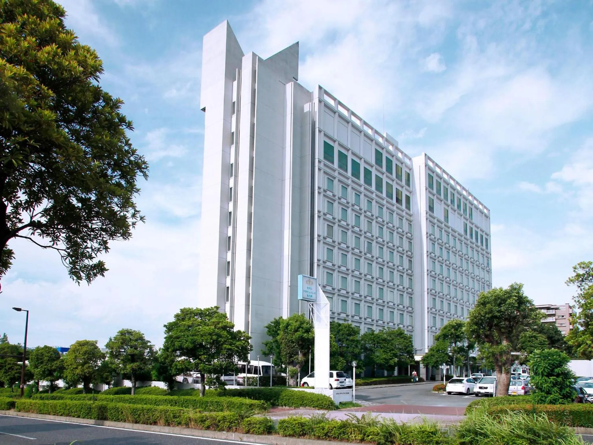 Property building in Hotel Crown Palais Kitakyushu