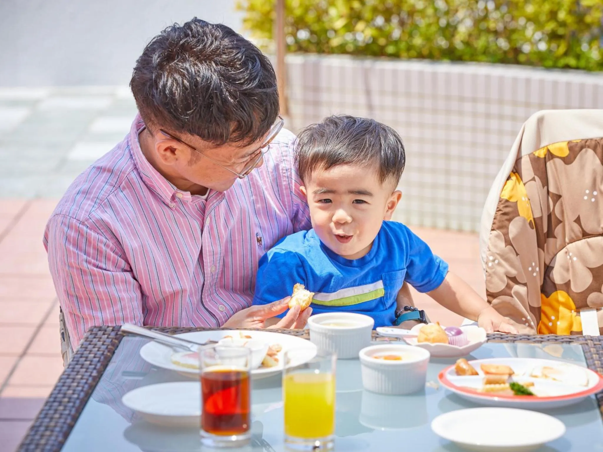 Family in Royal View Hotel Churaumi