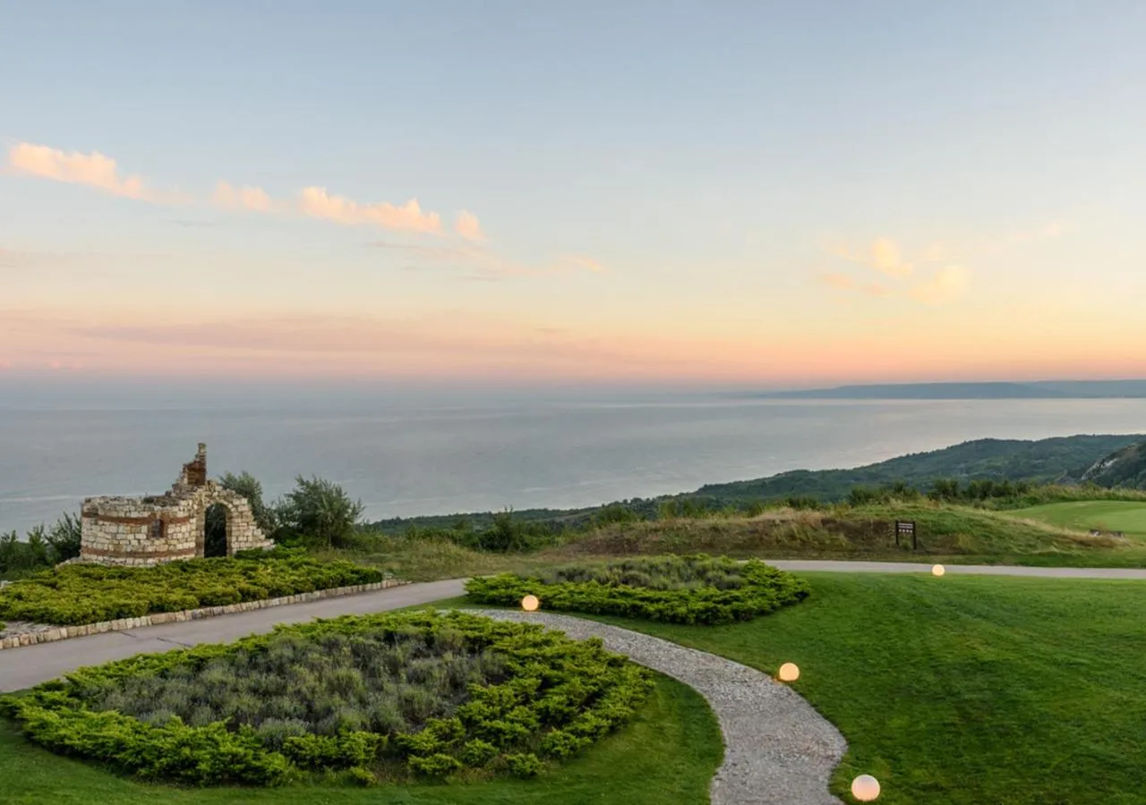 Natural landscape in Club Residence at BlackSeaRama Golf