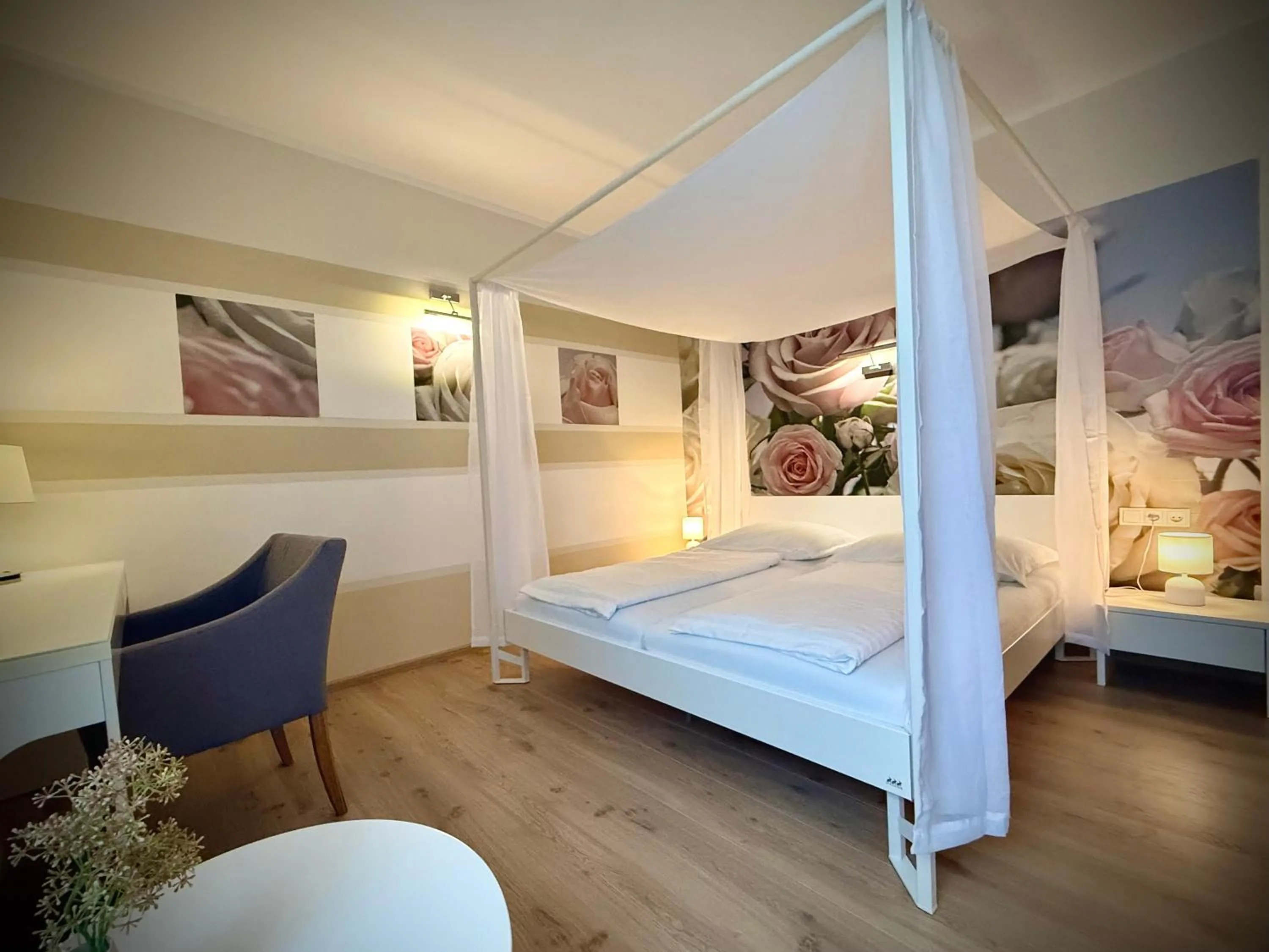 Bed in Hotel Restaurant FIDI