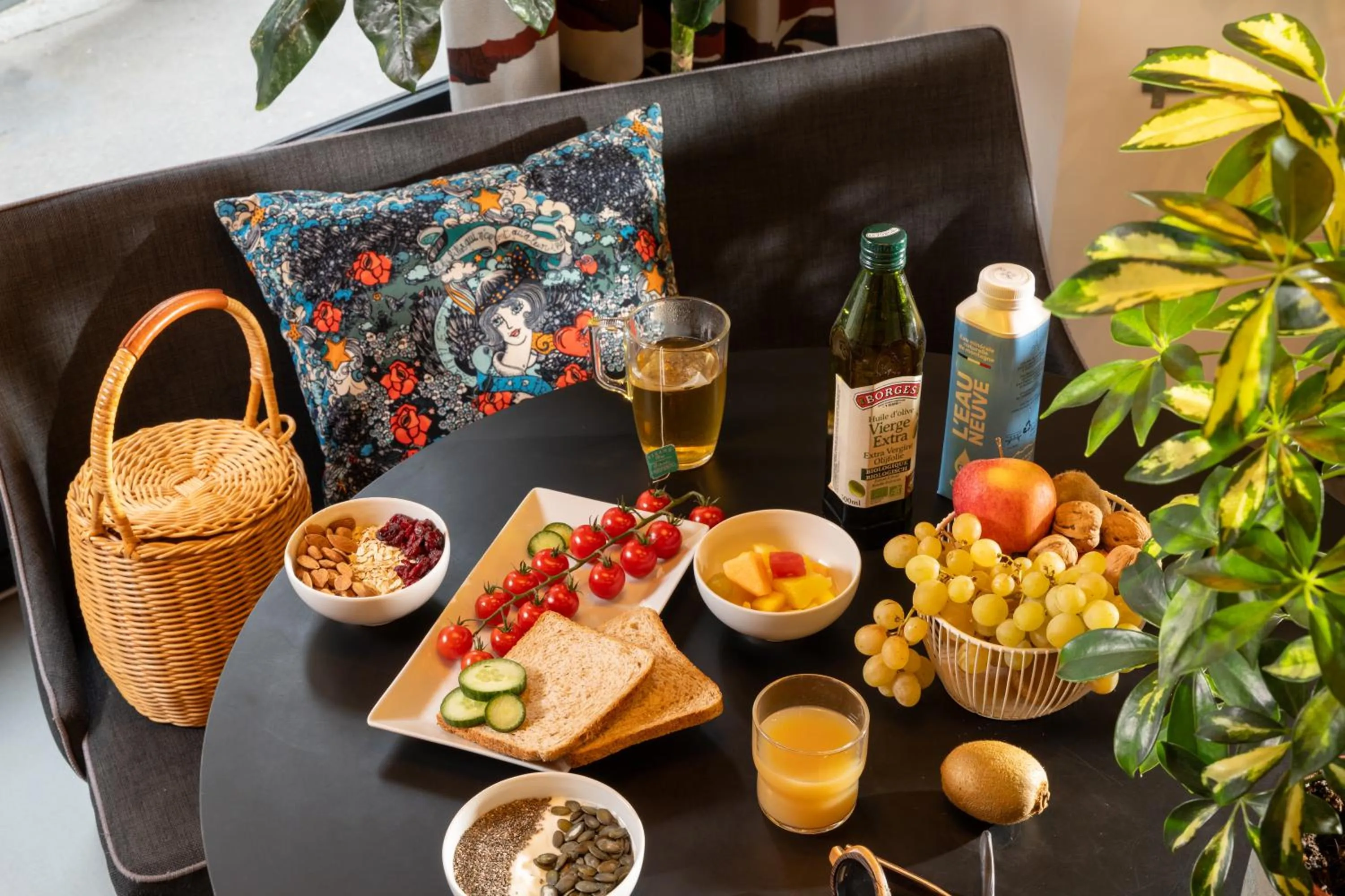 Breakfast in Urban Bivouac Hotel