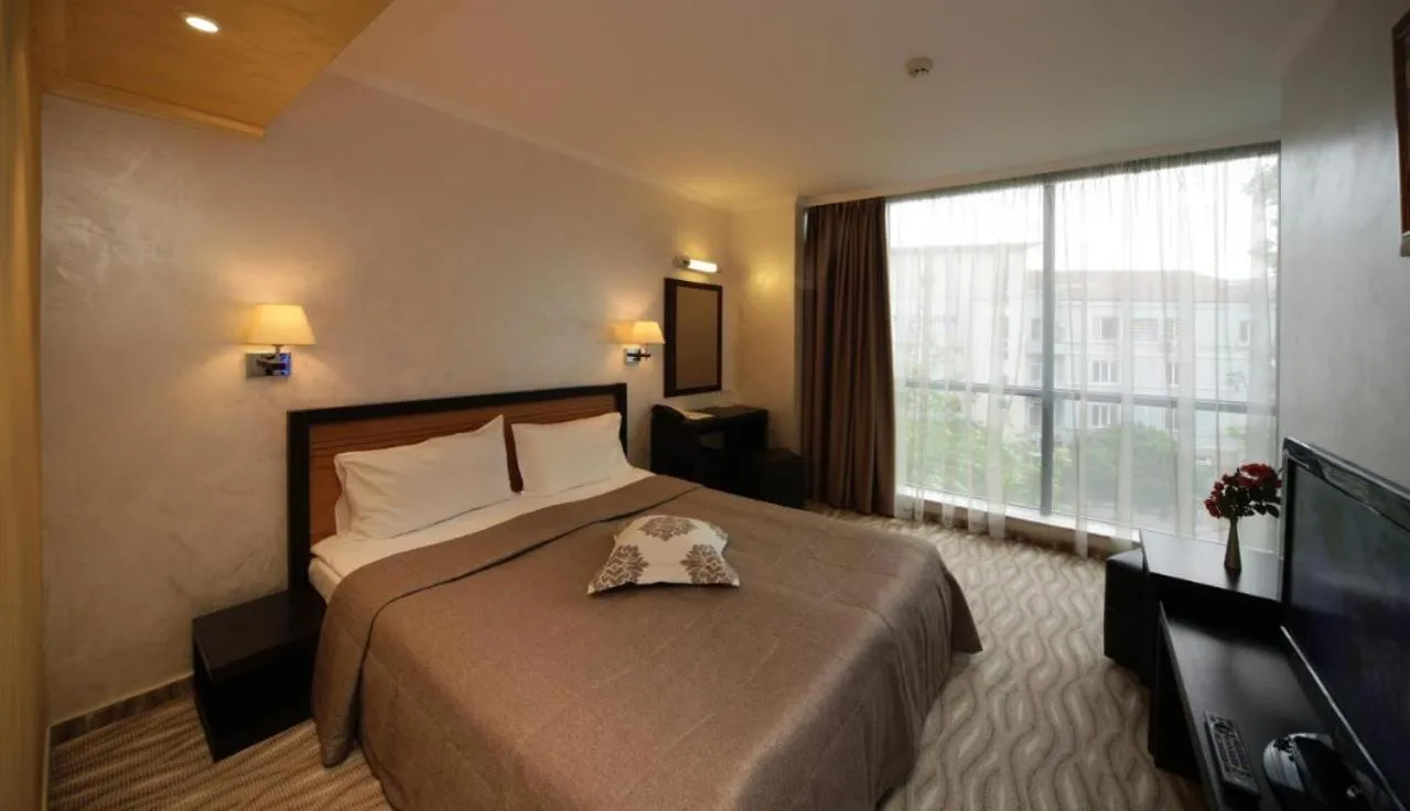 Landmark view, Bed in Efbet Hotel