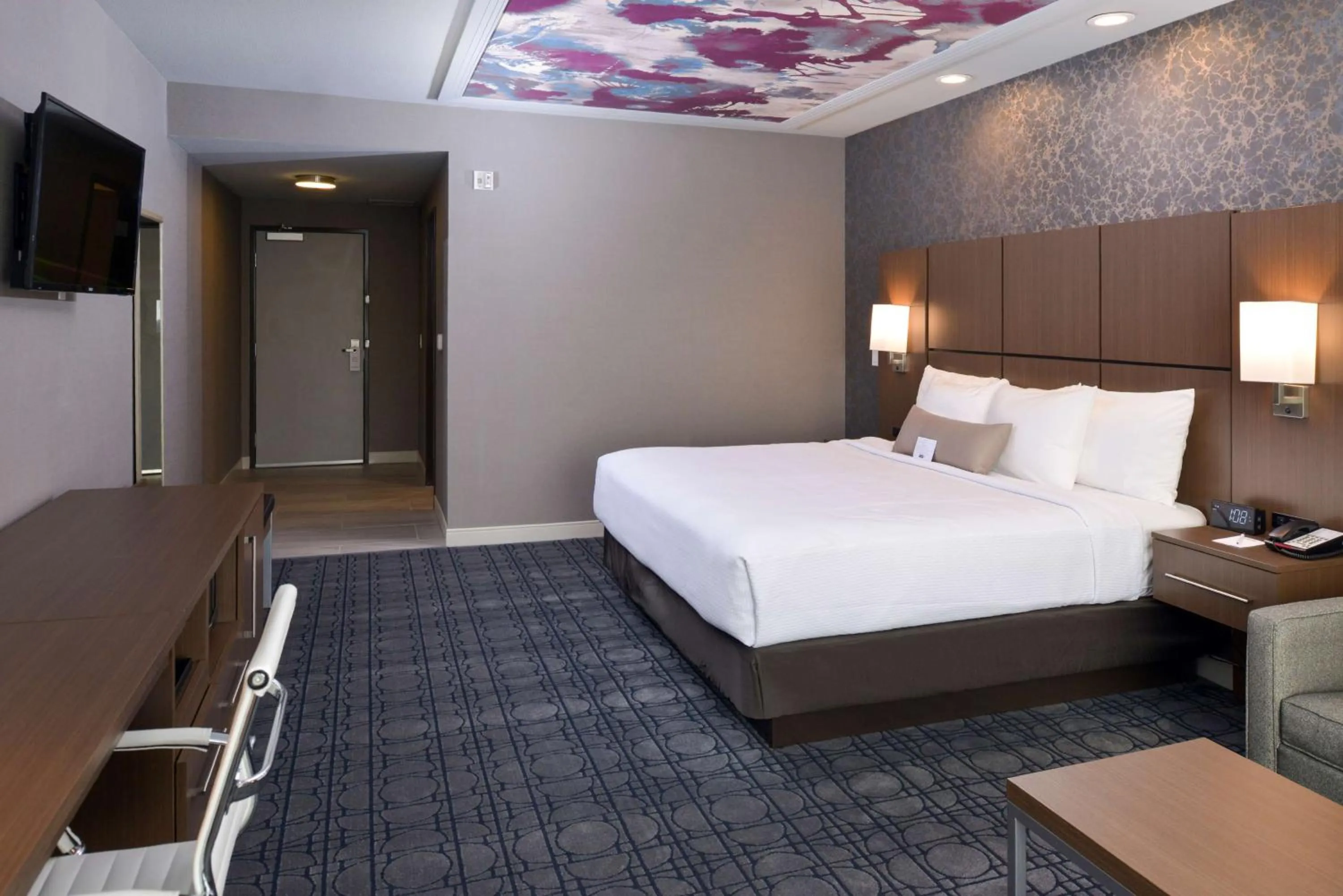 Photo of the whole room, Bed in Best Western Plus Coalinga Inn