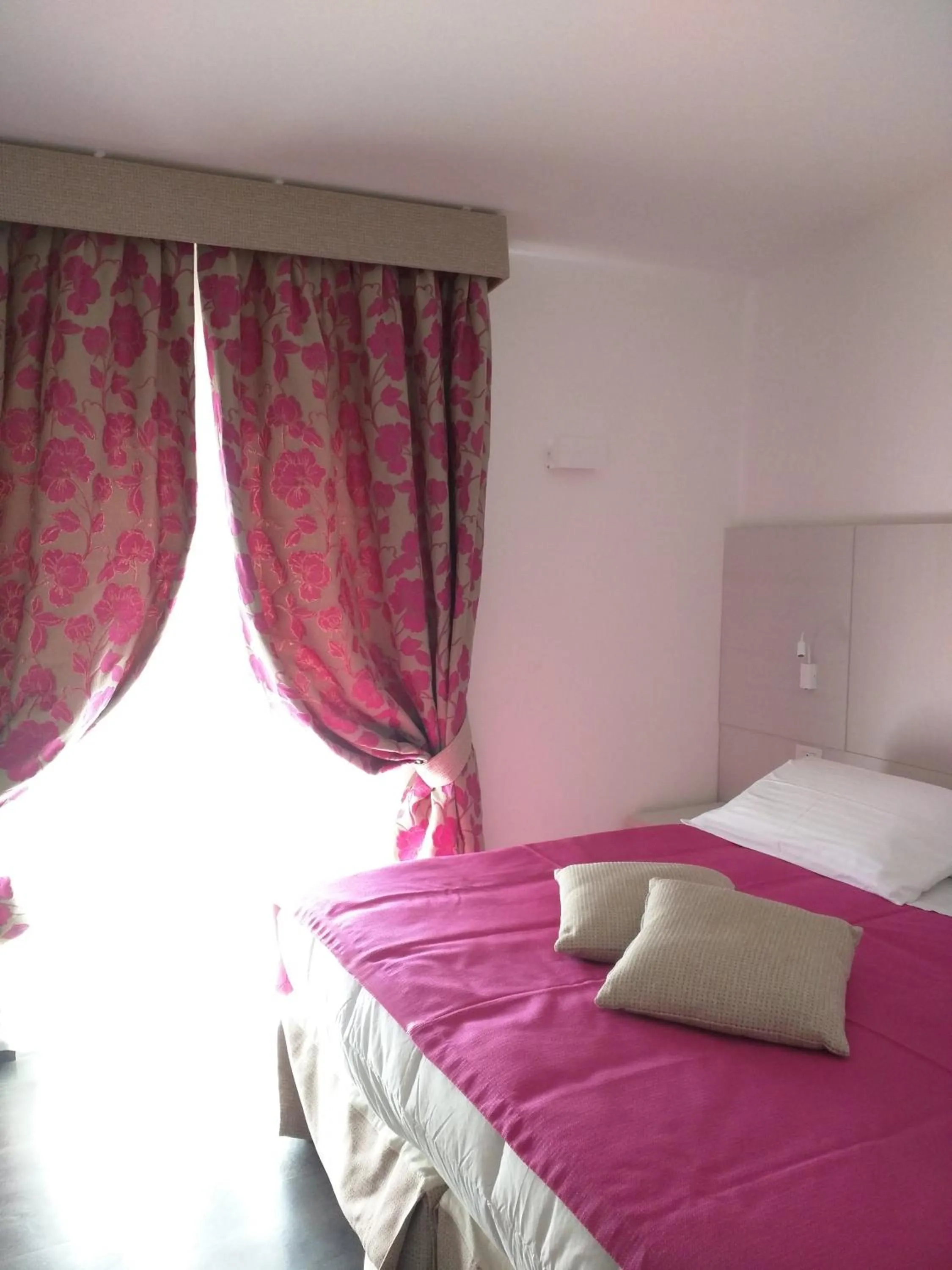 Bed in Hotel La Vigna